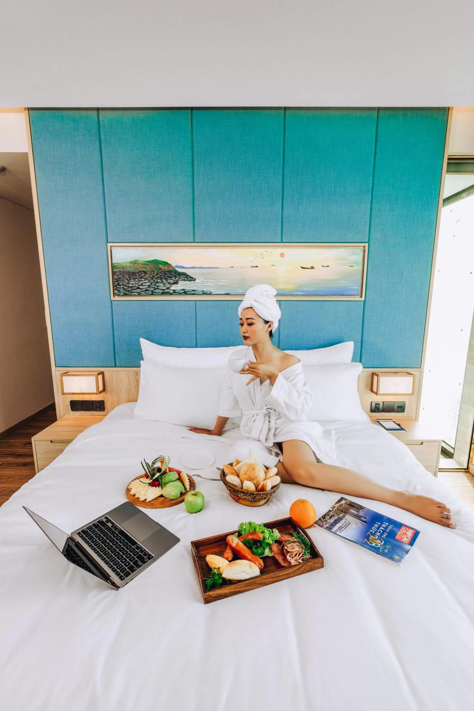 Breakfast, Bed in Sala Grand Tuy Hoa Hotel
