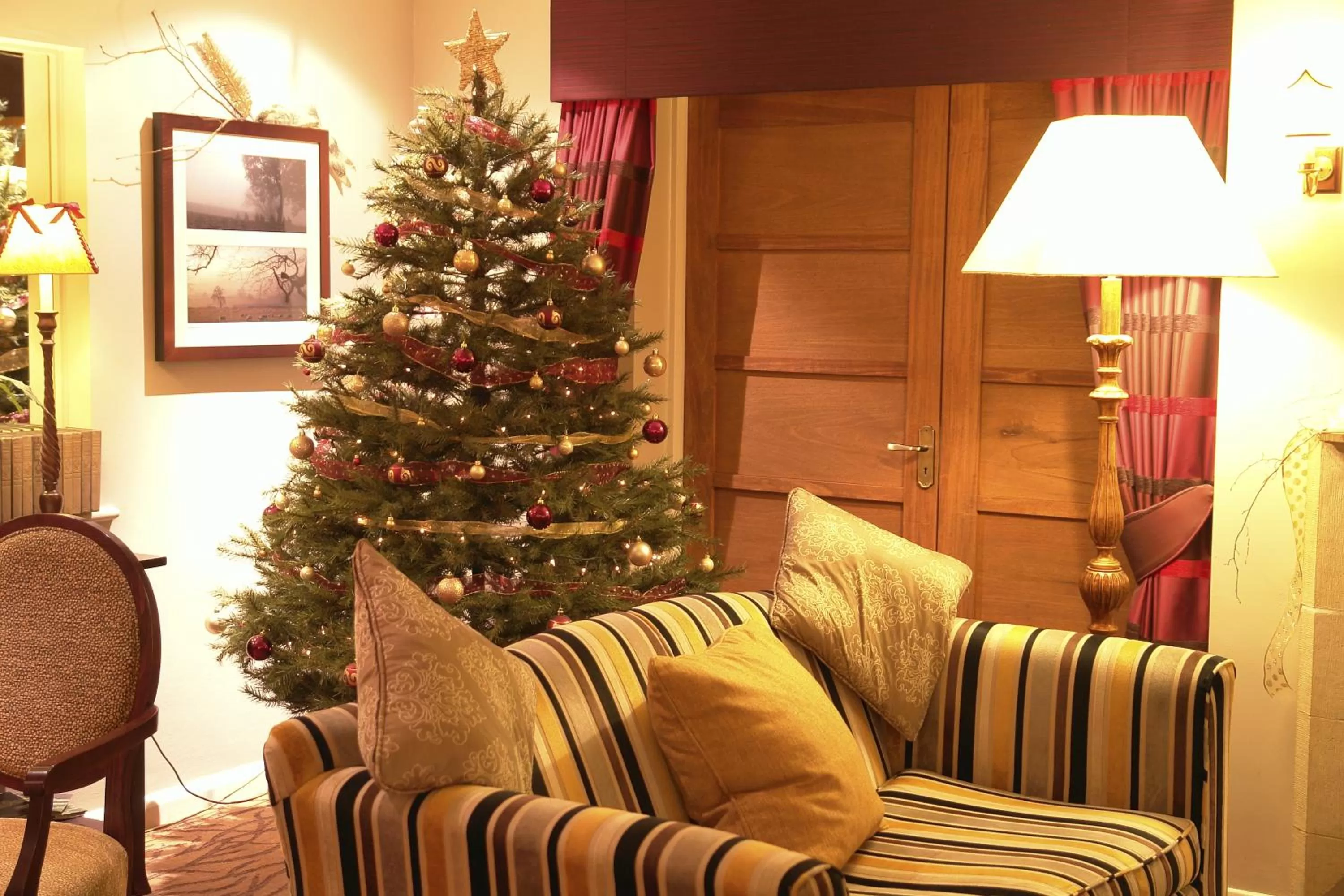 Lounge or bar in Three Ways House Hotel