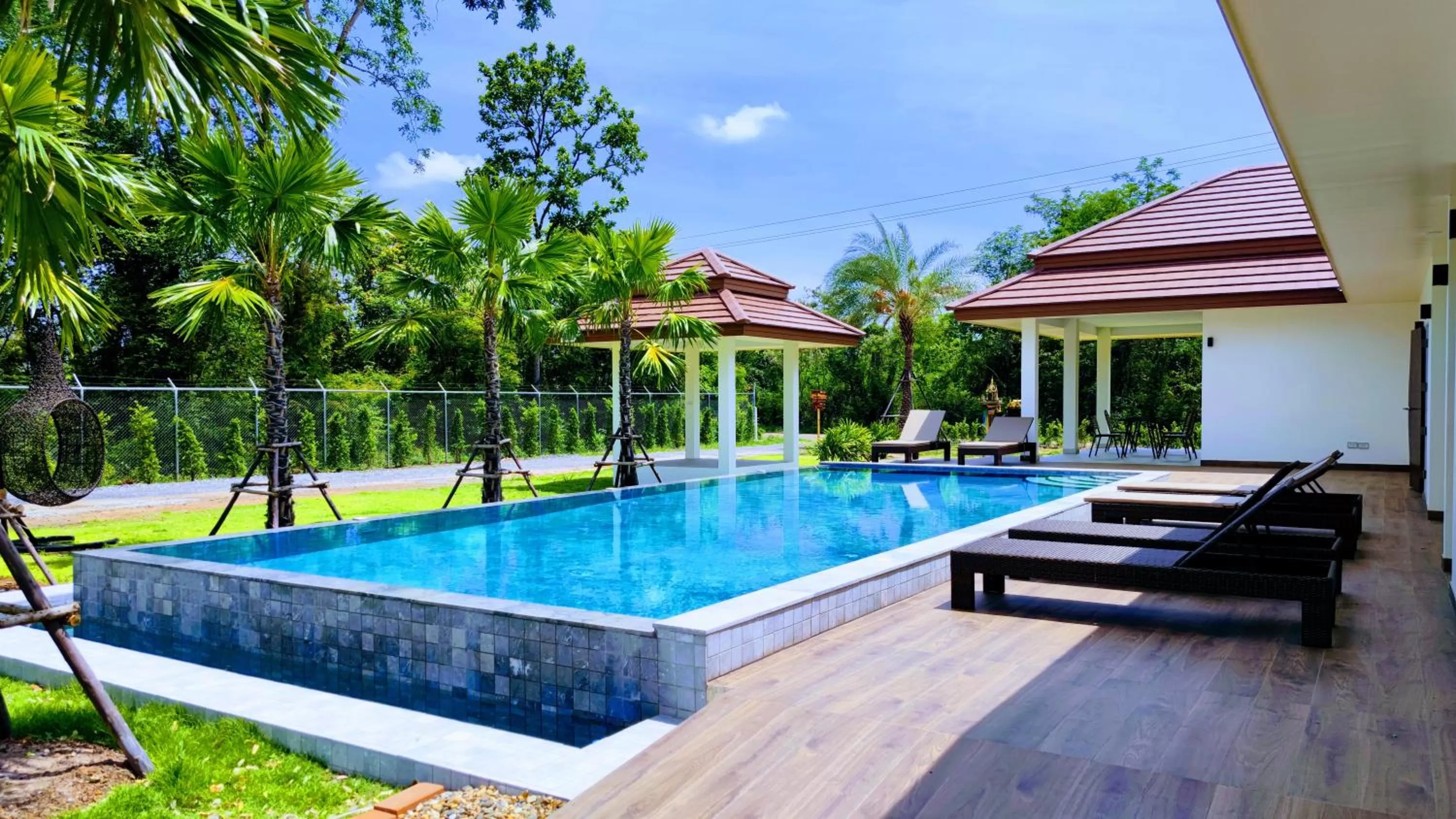 Balcony/Terrace in Isan Golf & Adventure Hotel