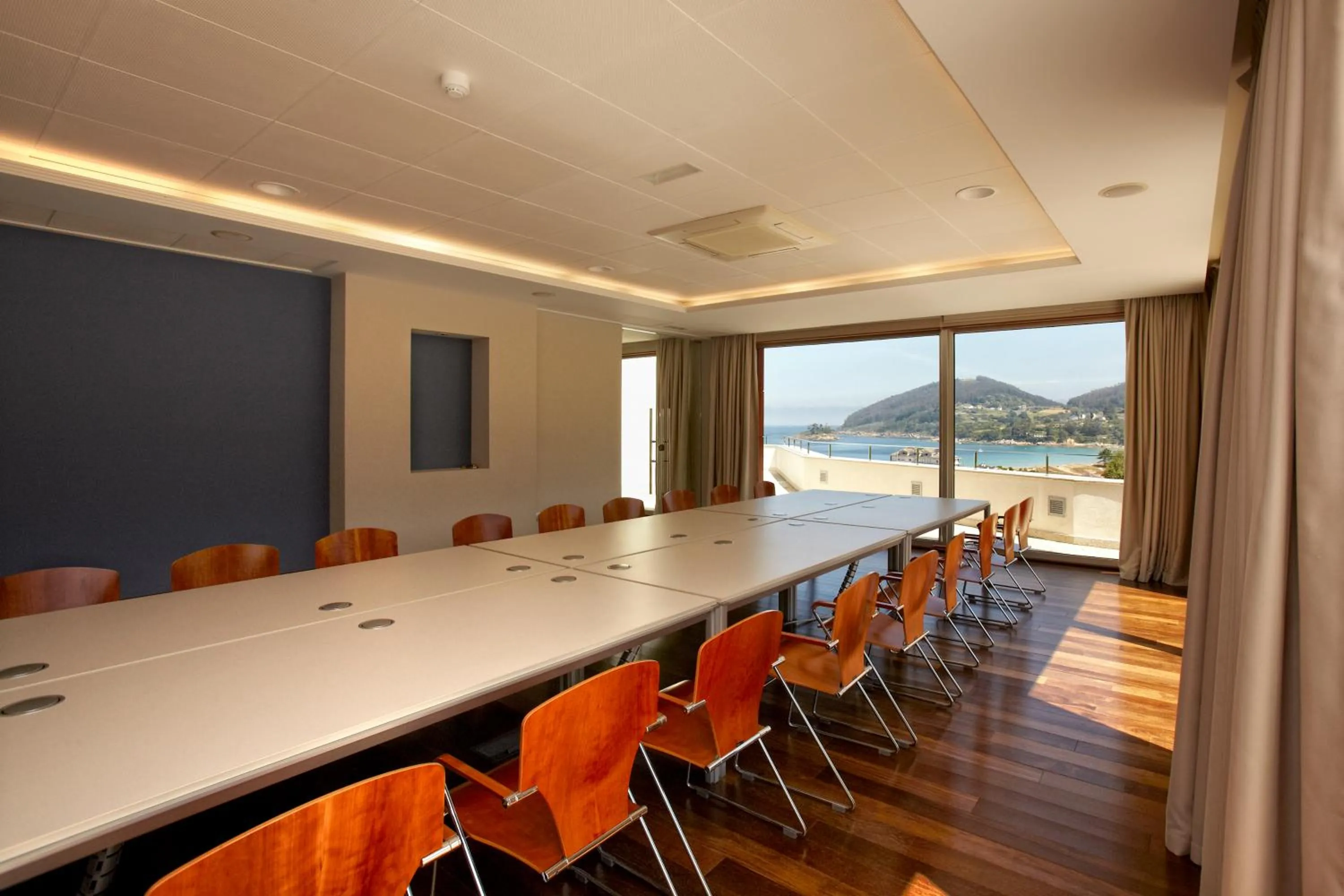 Business facilities in Hotel Ego