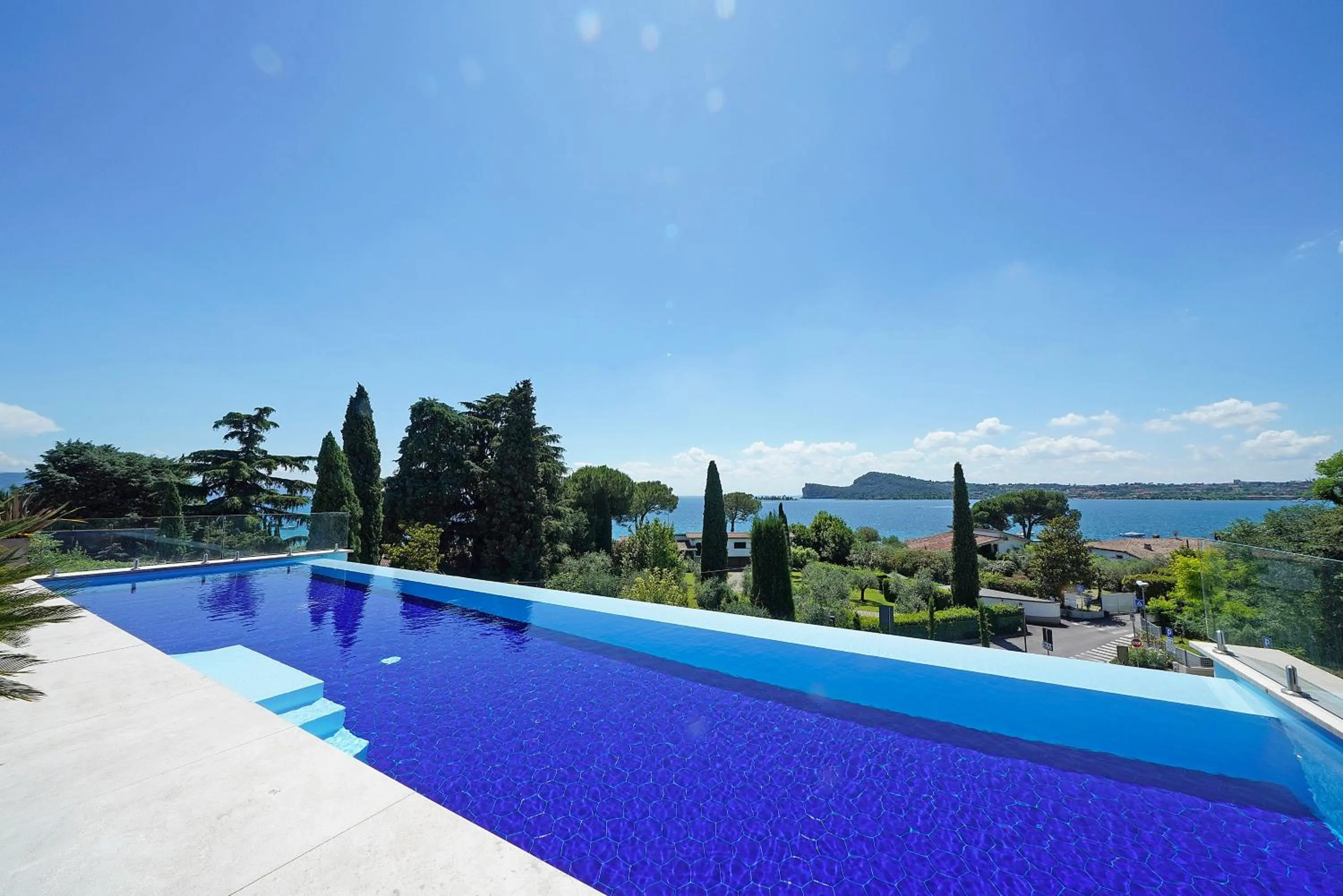 Swimming pool in Lamasu RioVerde - Lago di Garda