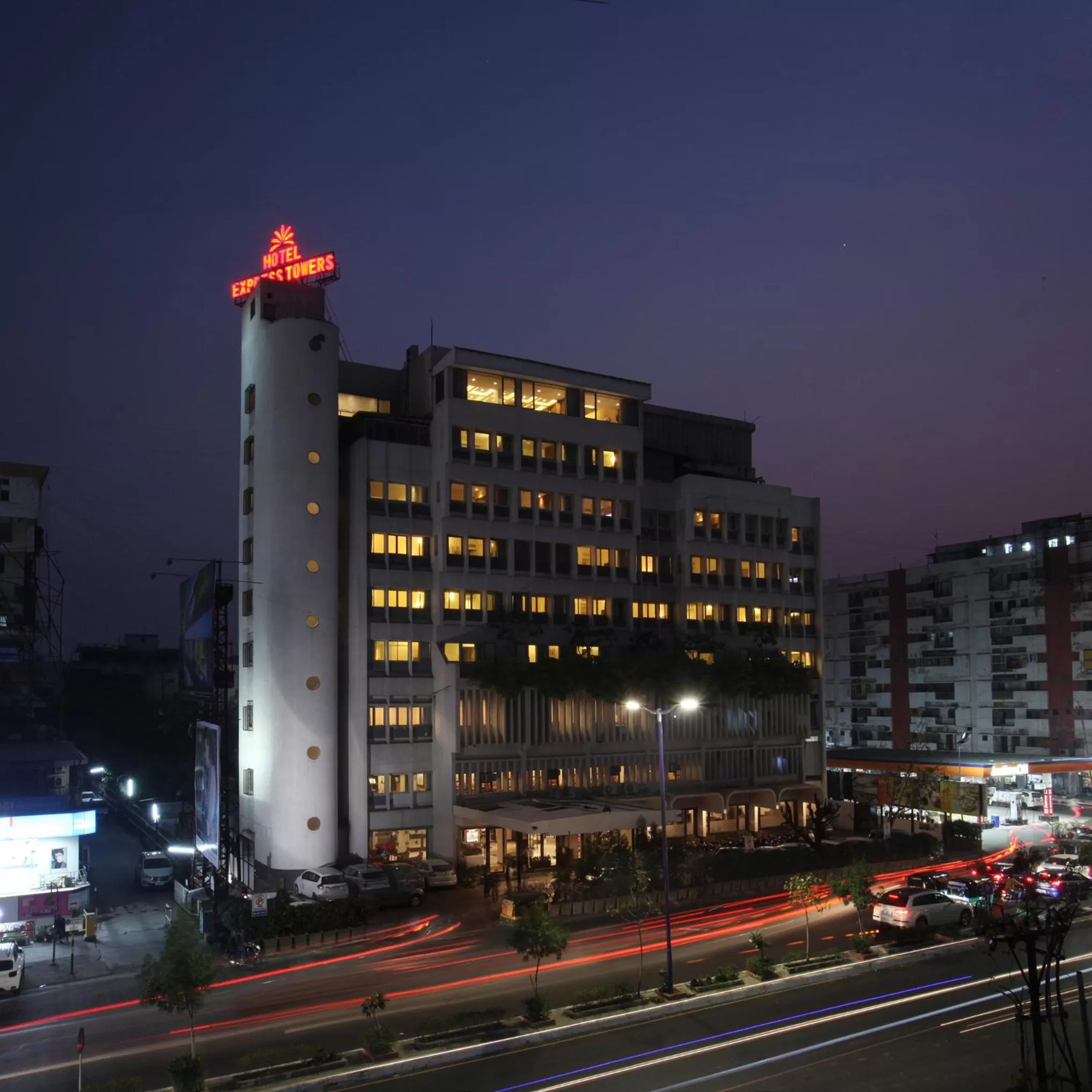 Property building in Hotel Express Towers