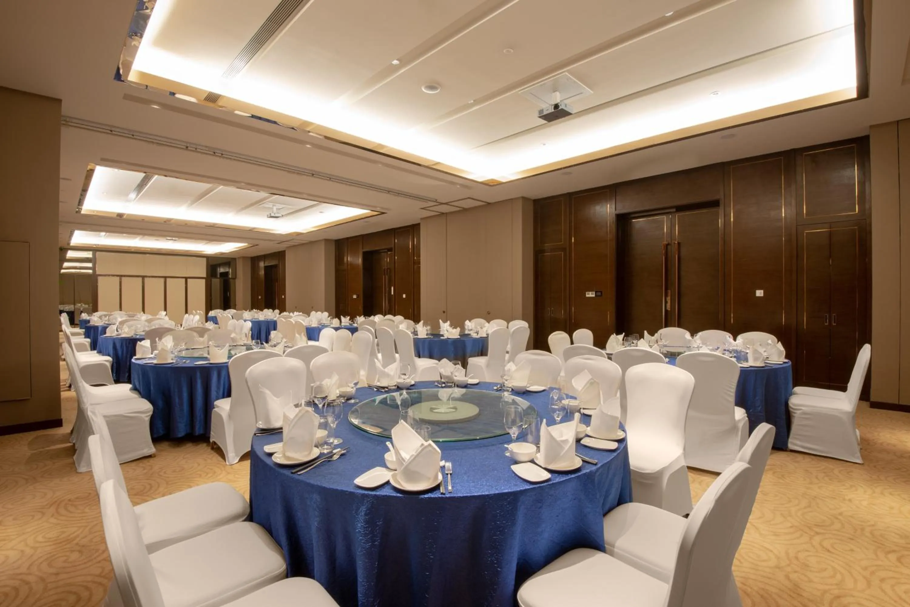 Meeting/conference room in Junluxe Hotel Guangzhou Science City-Free Shuttle Bus Service to Guangzhou Canton Fair