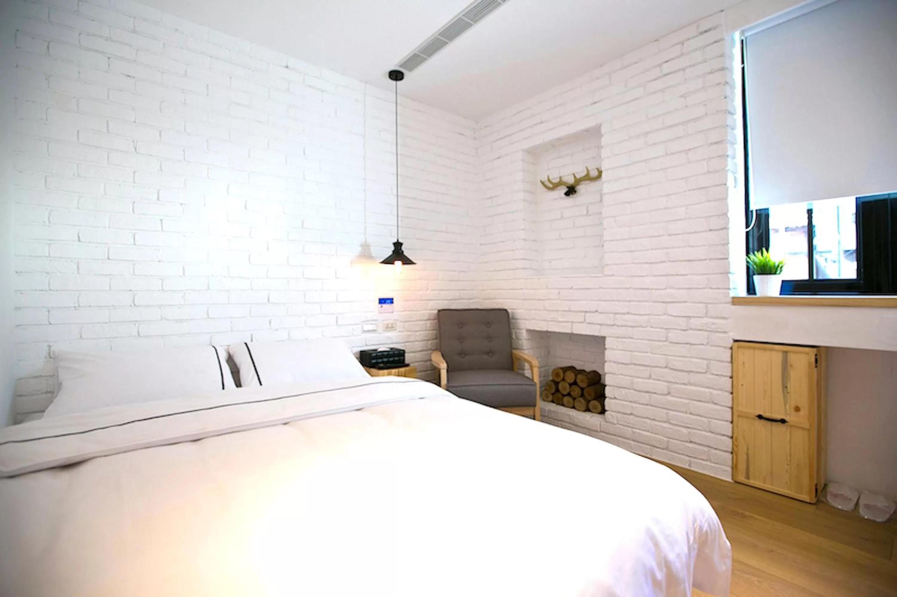 Floor plan, Bed in York Hotel