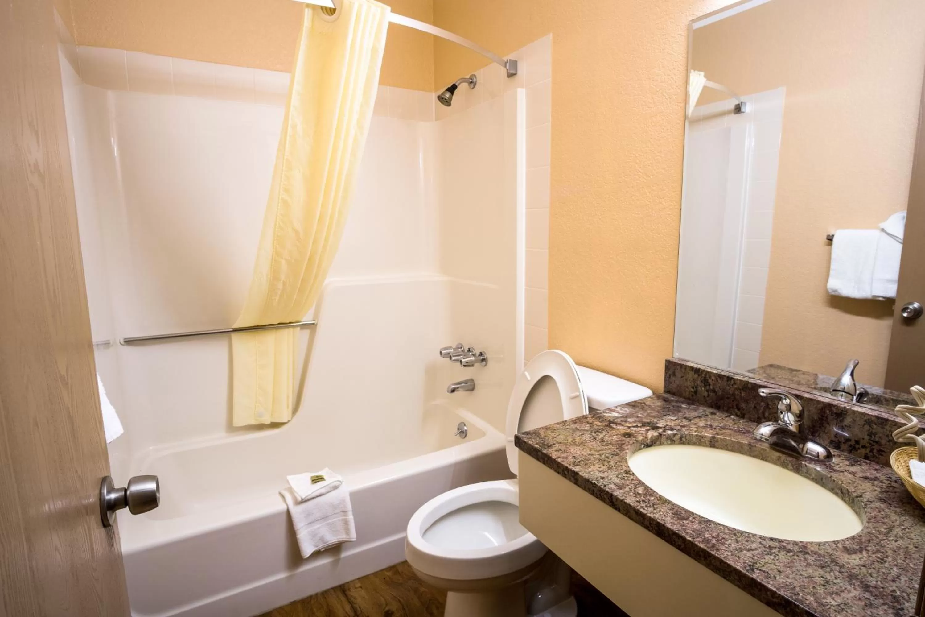 Bathroom in Red River Inn Silt - Rifle