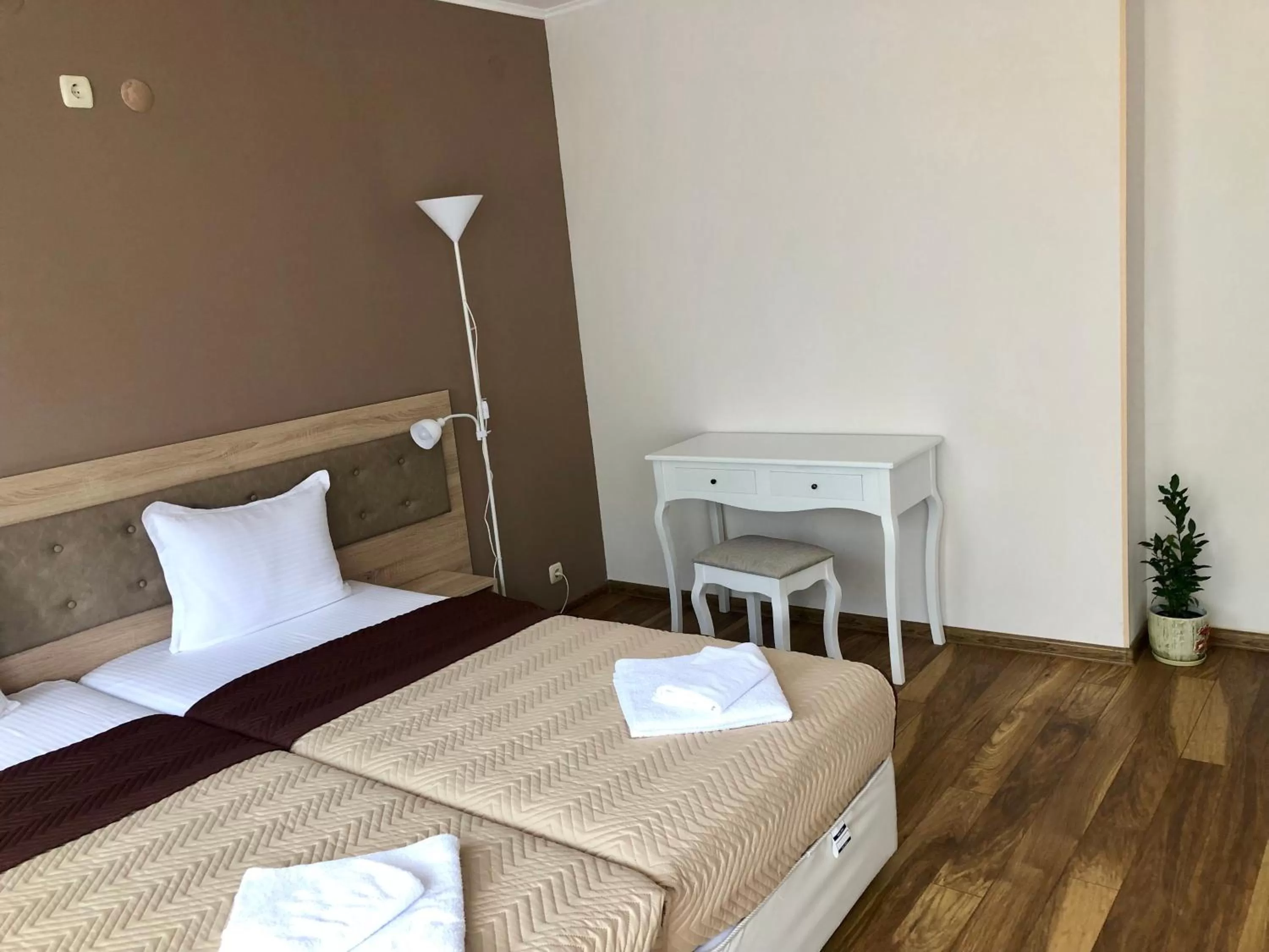 Bed in Family Hotel Ring & Thermal