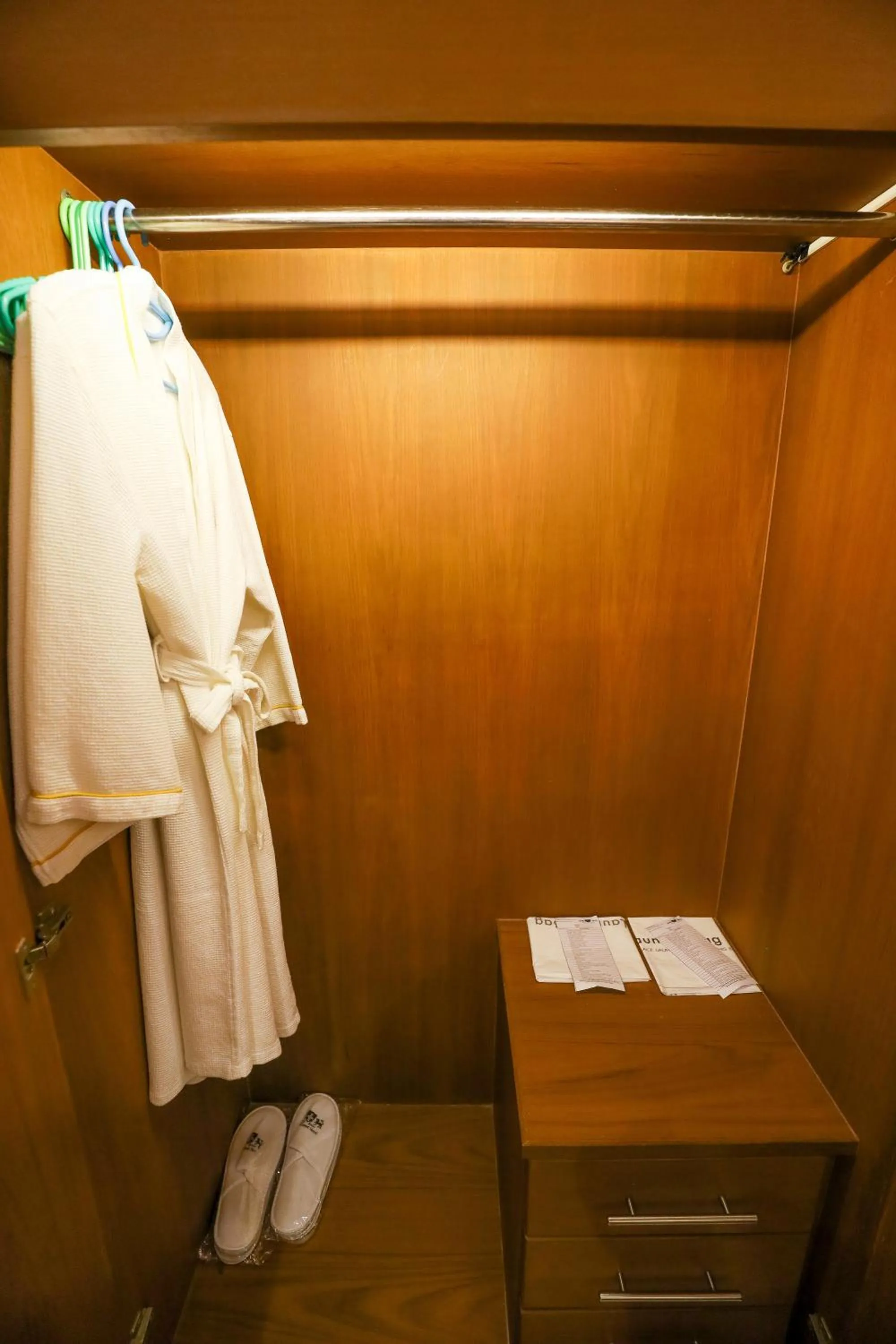 Area and facilities in Tara Court Hotel