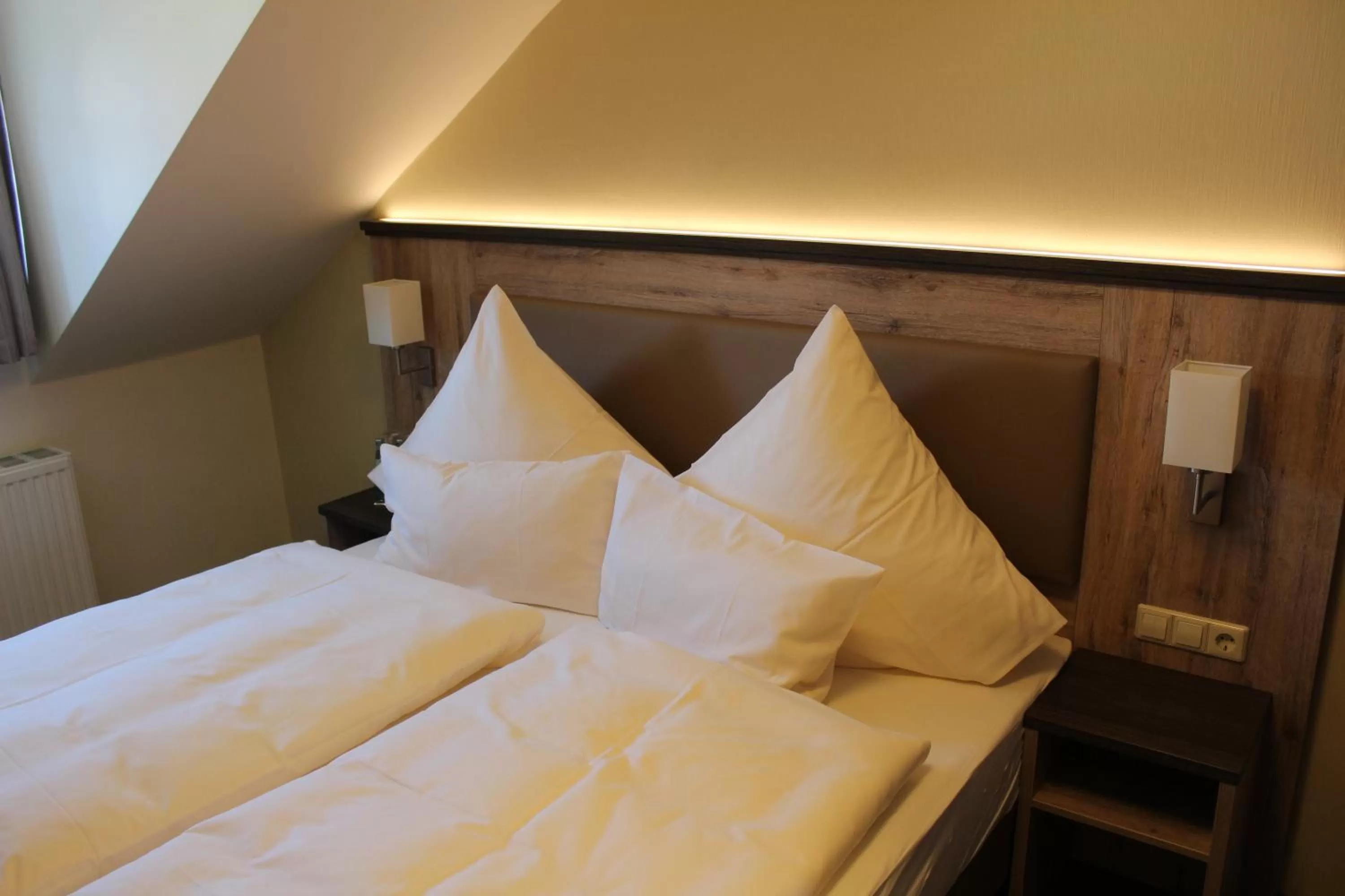 Bed in Hotel Ratskeller Schwarzenberg