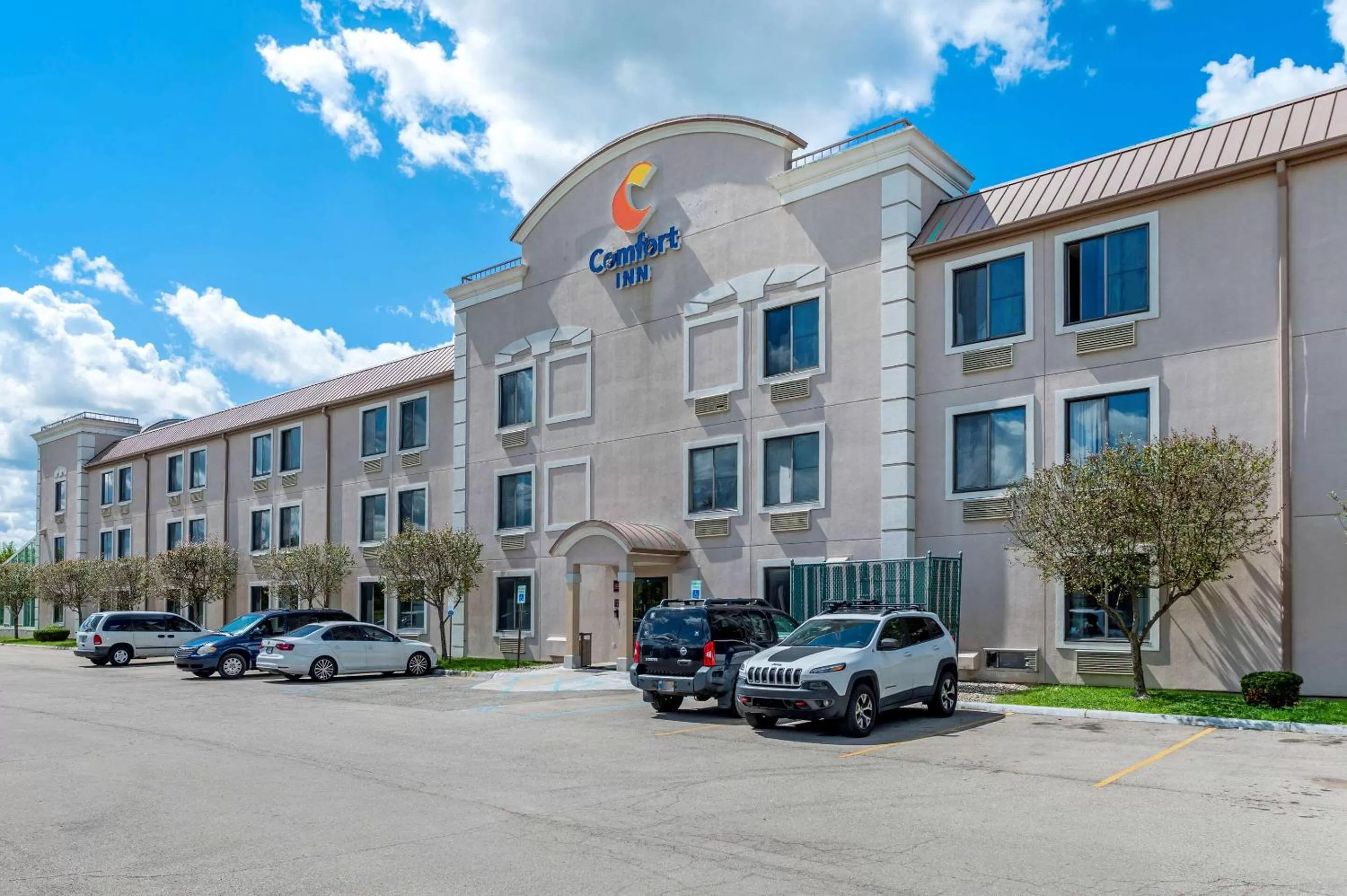 Property building in Comfort Inn Anderson South