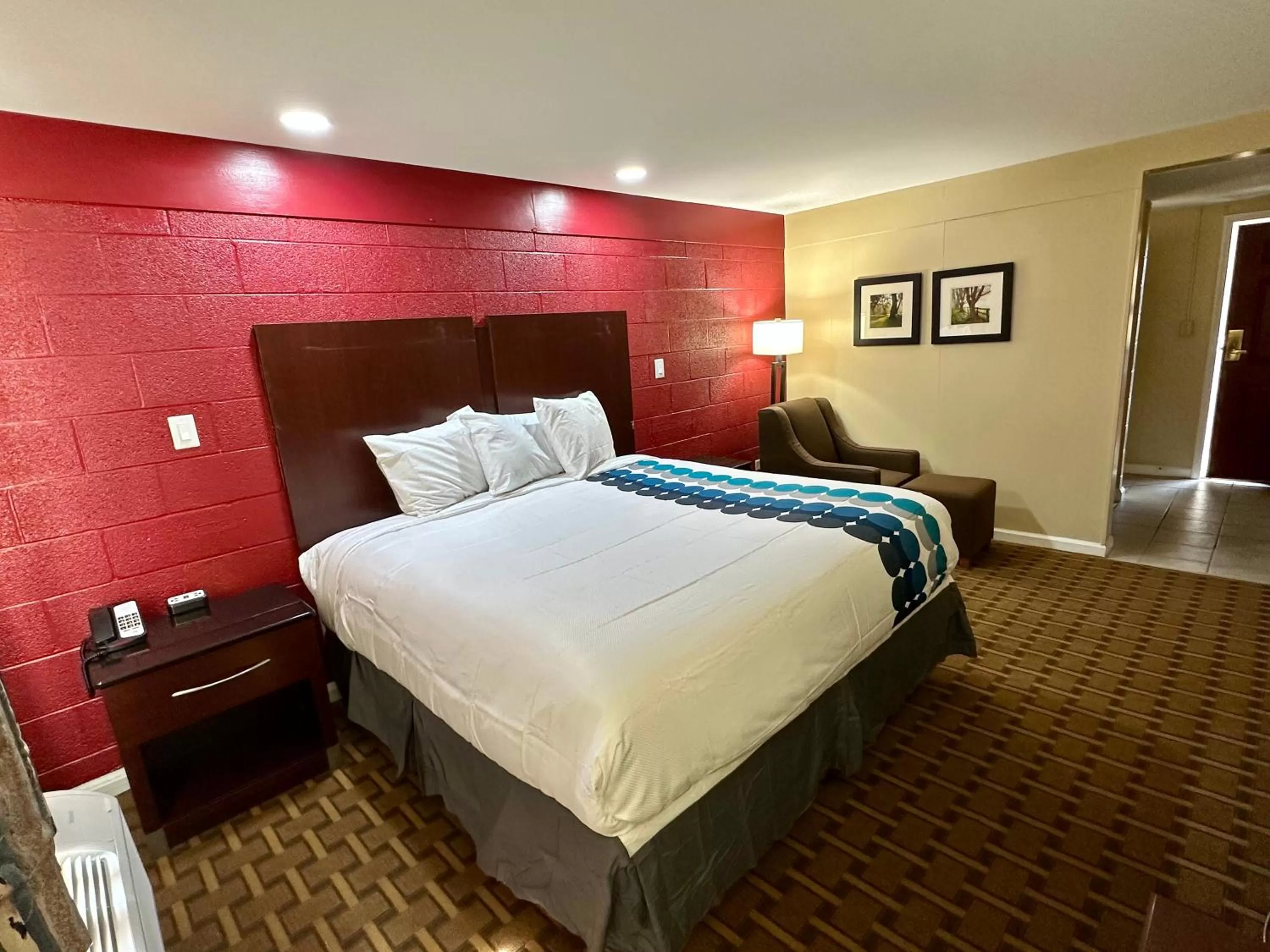 Bed in Royal Inn - North Augusta - Home Of The Masters - Augusta Downtown