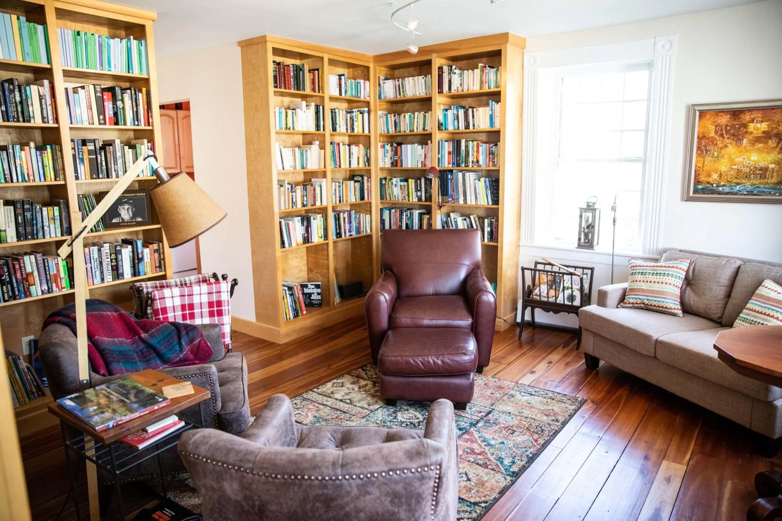 Library in The Woodstocker B&B