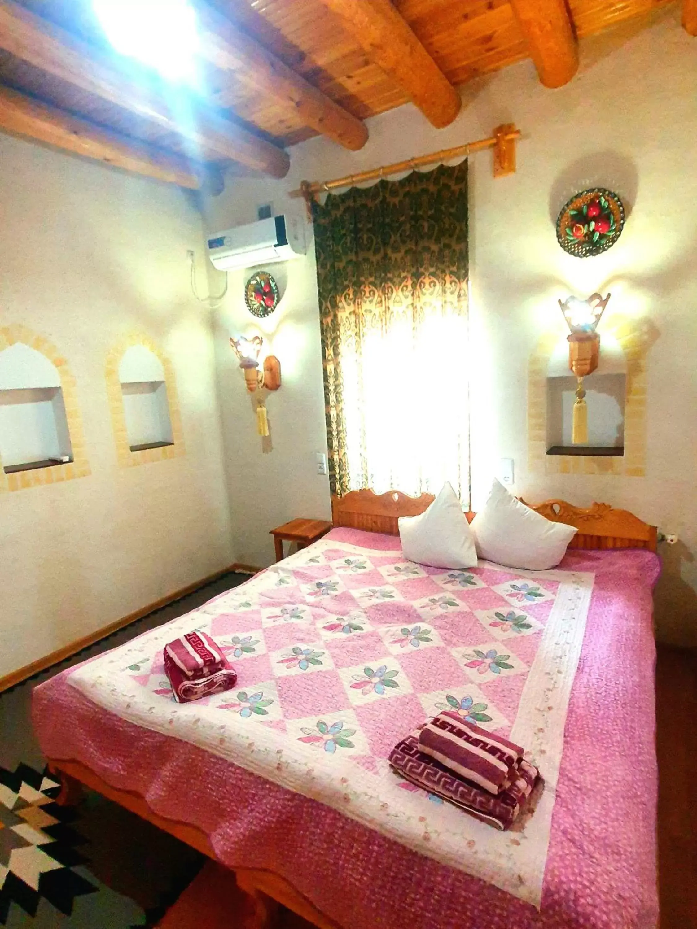 Large Double Room in Zukhro Boutique Hotel Large Double Room in Zukhro Boutique Hotel
