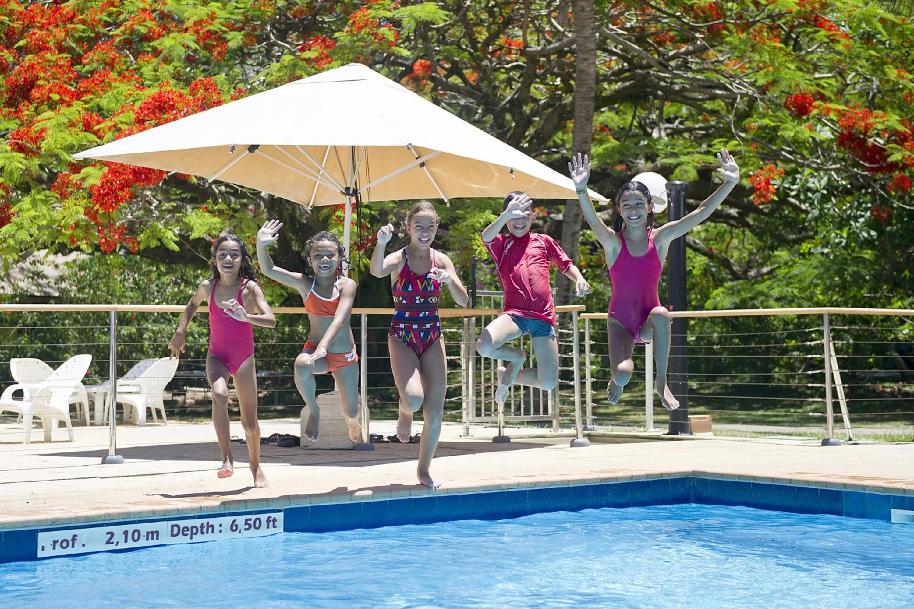 Swimming pool in Hotel Koulnoue Village