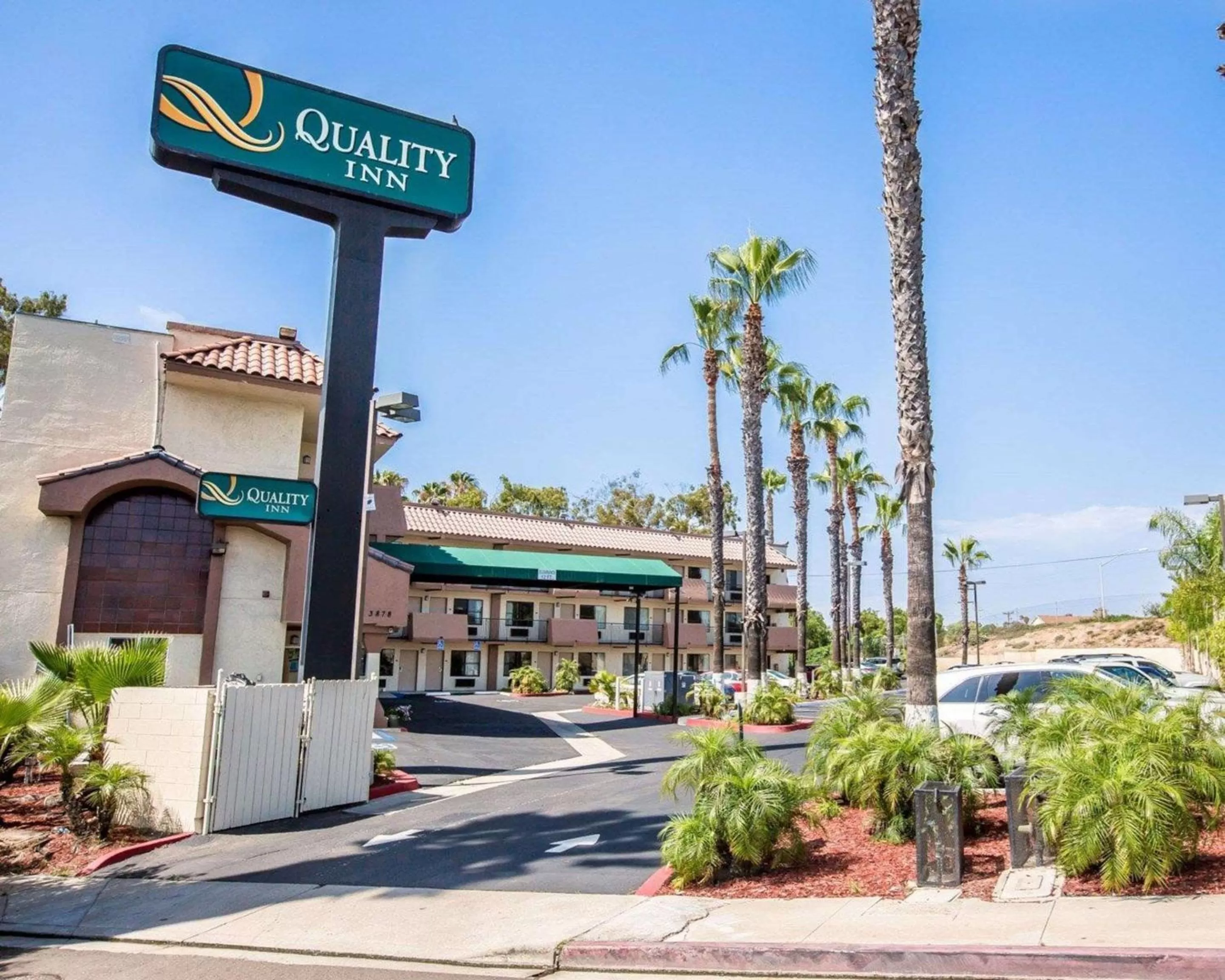 Property Building in Quality Inn San Diego I-5 Naval Base