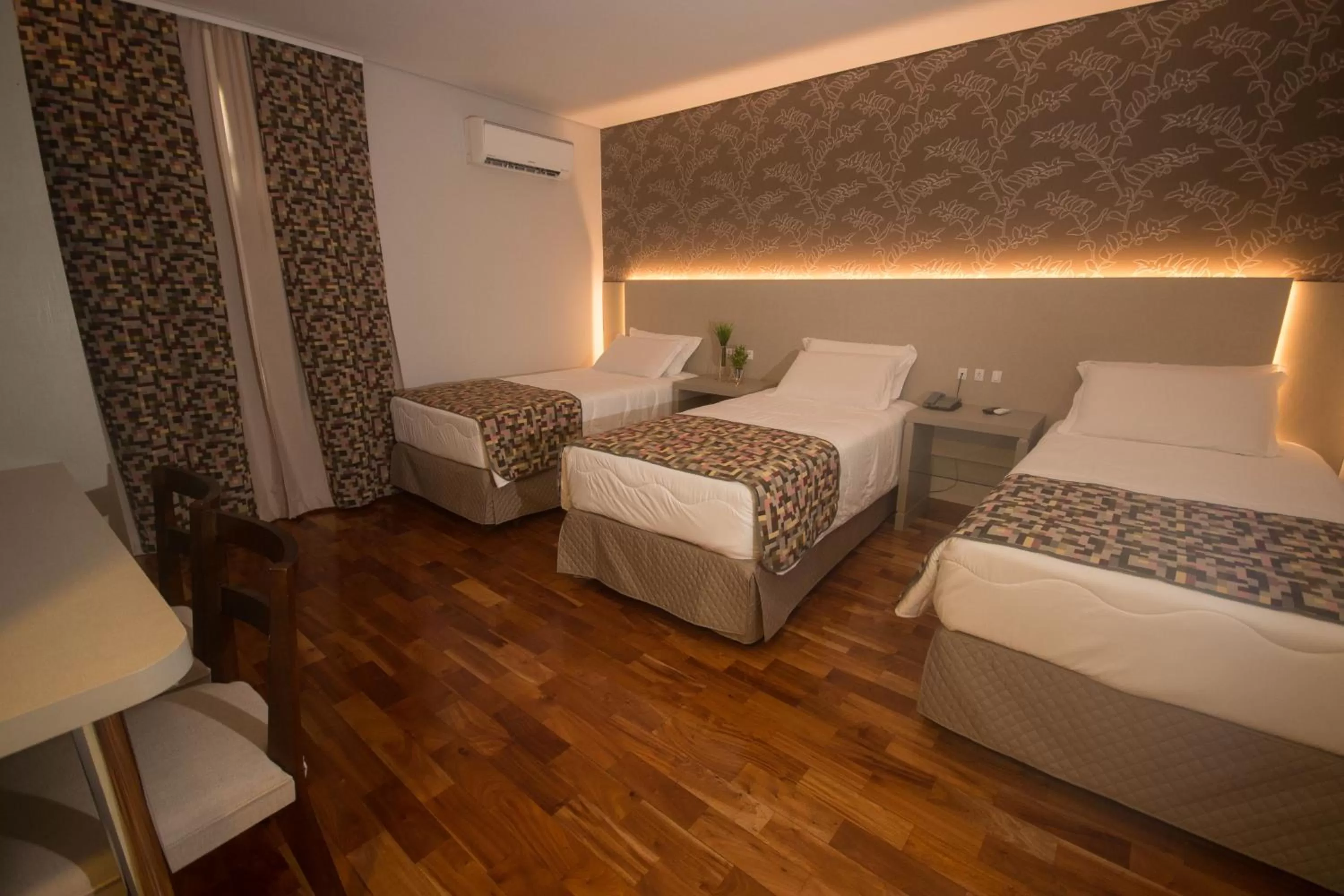 Bedroom, Bed in Grand Carimã Resort & Convention Center