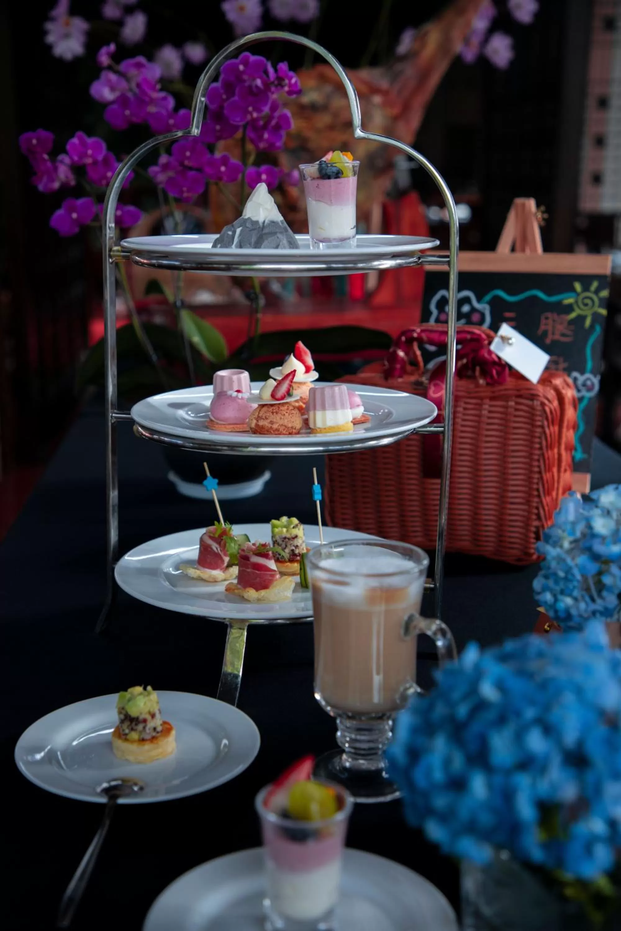 Food and drinks in Banyan Tree Lijiang