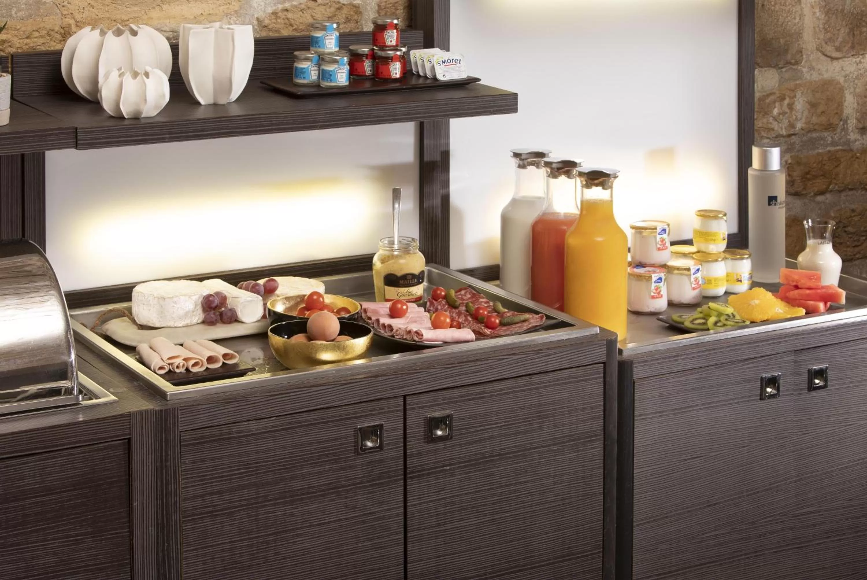 Area and facilities in Hôtel Elysées Régencia