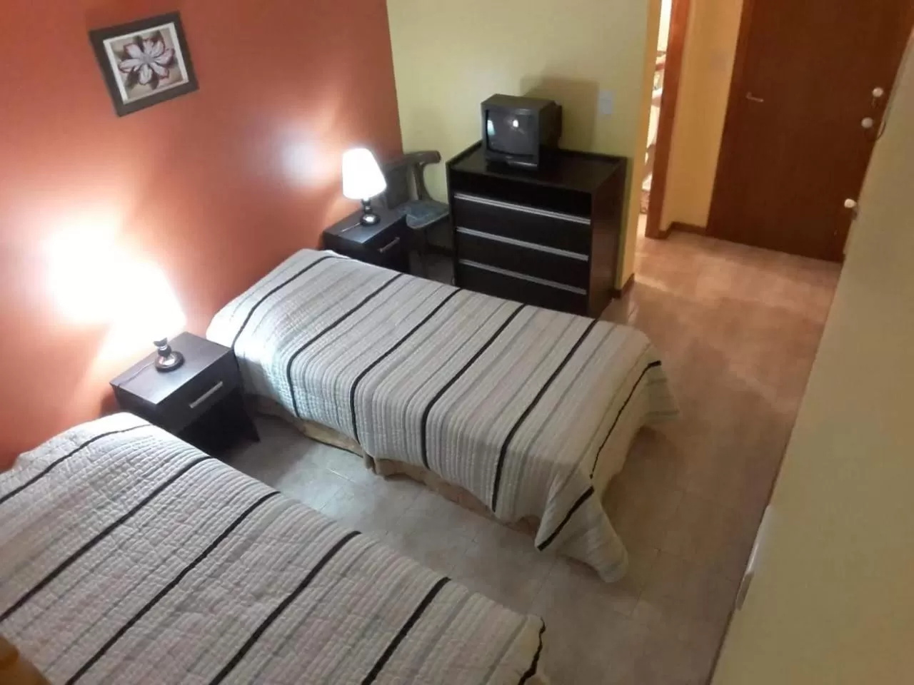 Photo of the whole room, Bed in Mirador del Beagle Hosteria