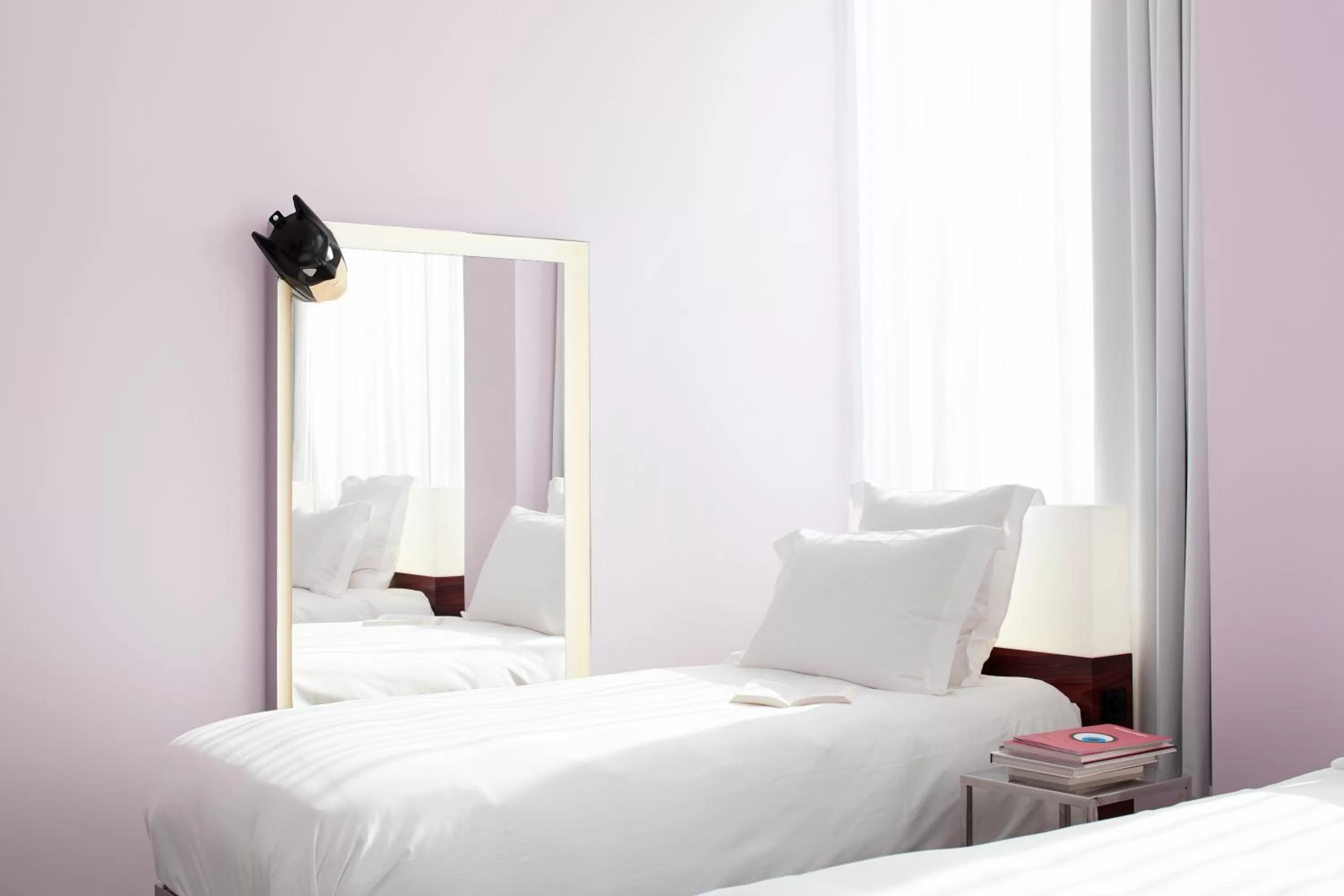 Bedroom, Bed in Mama Shelter Bordeaux Centre