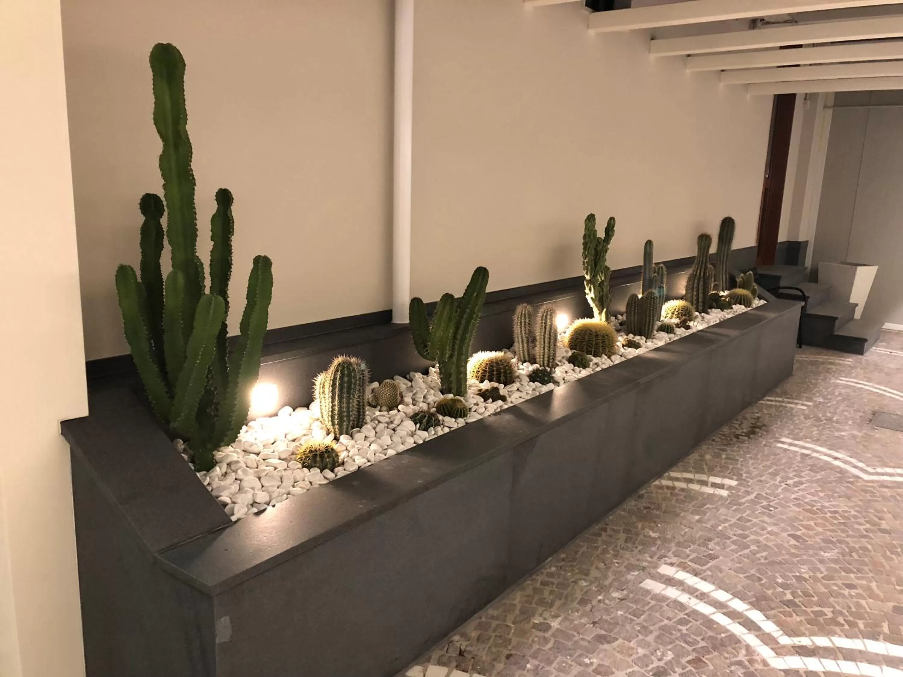 Pool view in Hotel Smeraldo