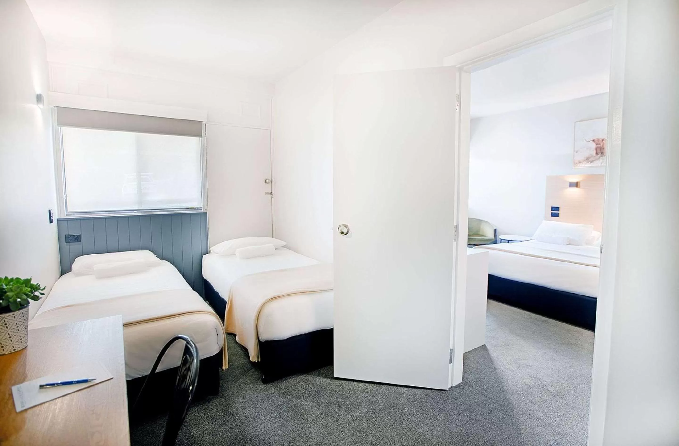 Photo of the whole room, Bed in City Centre Motel Armidale