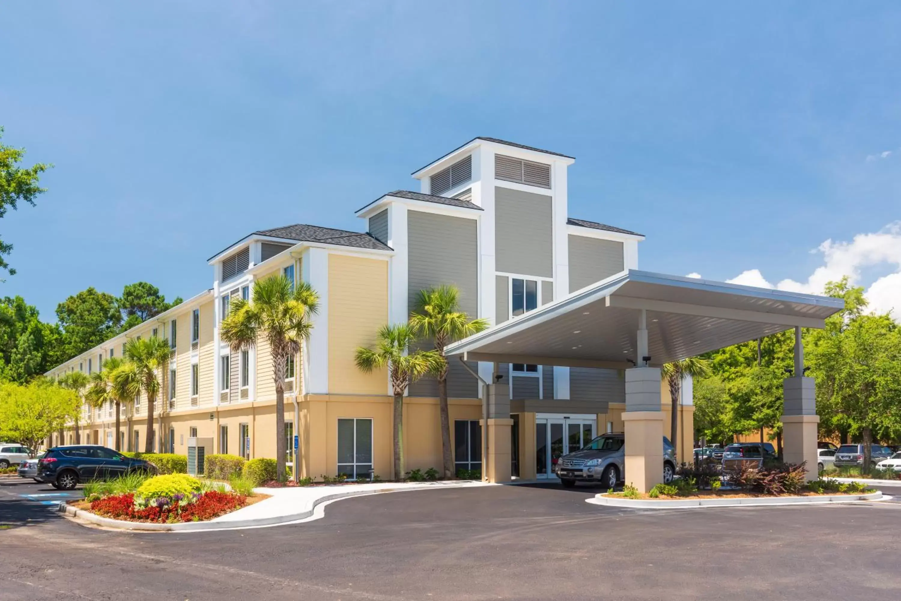 Holiday Inn Express Charleston US Highway 17 & I-526 by IHG Holiday Inn Express Charleston US Highway 17 & I-526 by IHG