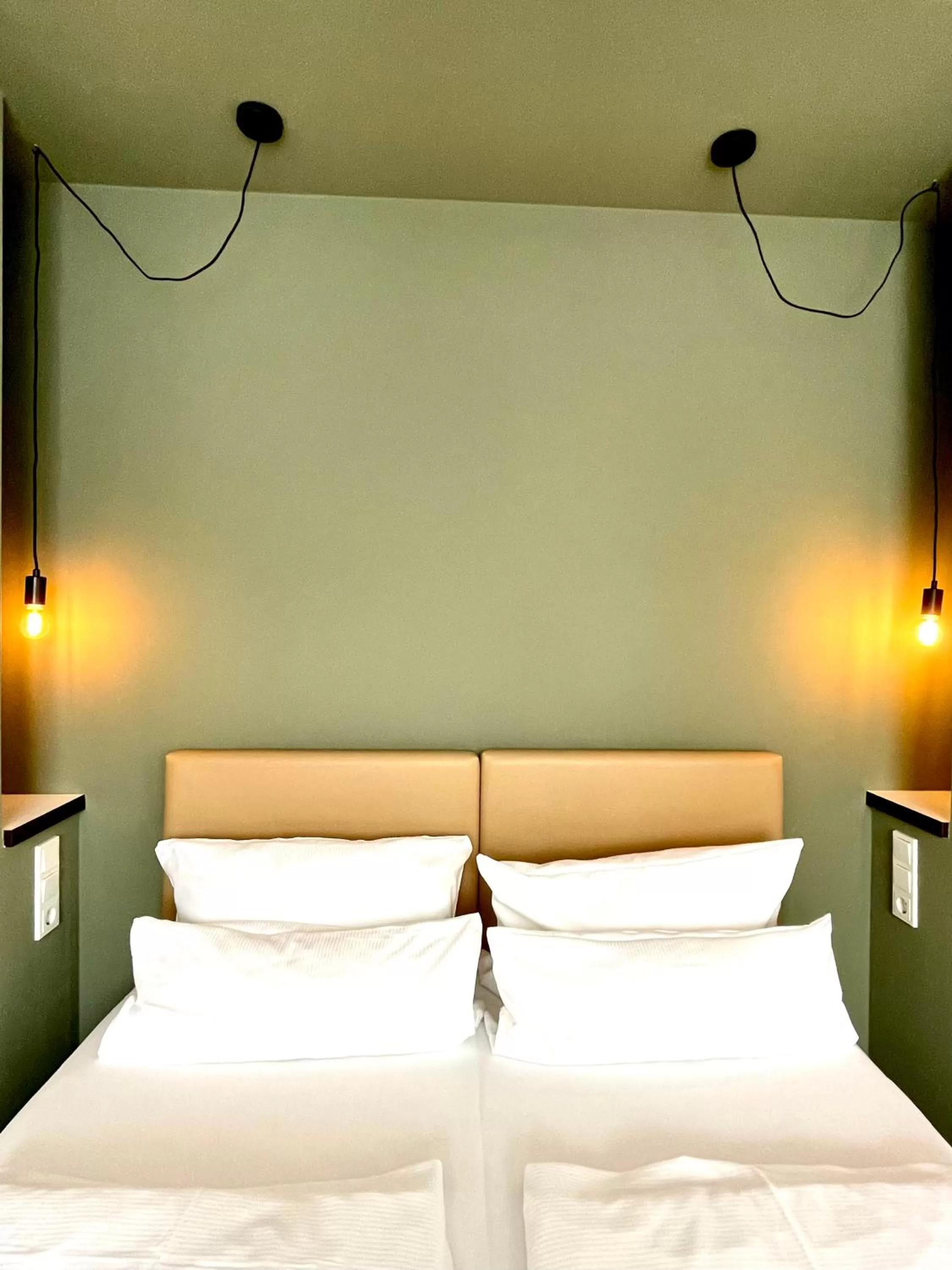 Bedroom, Bed in zeitwohnhaus SUITE-HOTEL & SERVICED APARTMENTS