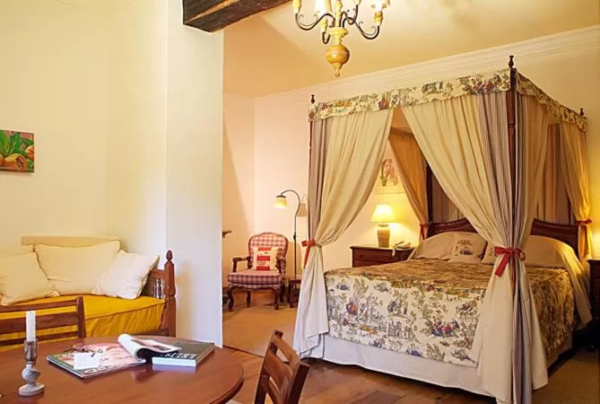 Garden view, Bed in Solar da Ponte