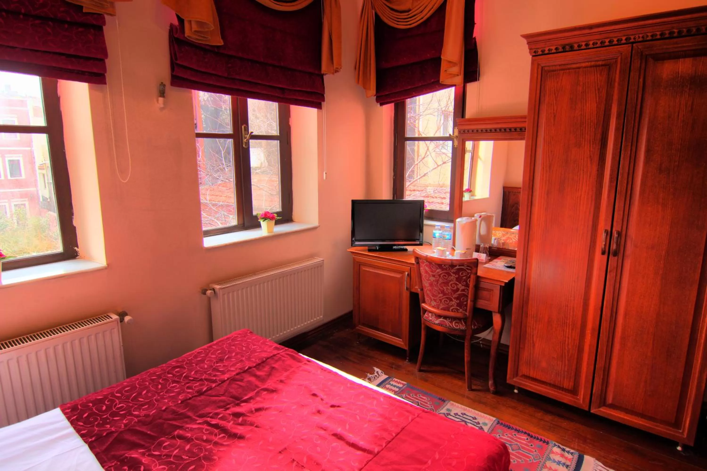 Photo of the whole room in Kervansaray Canakkale Hotel - Special Category