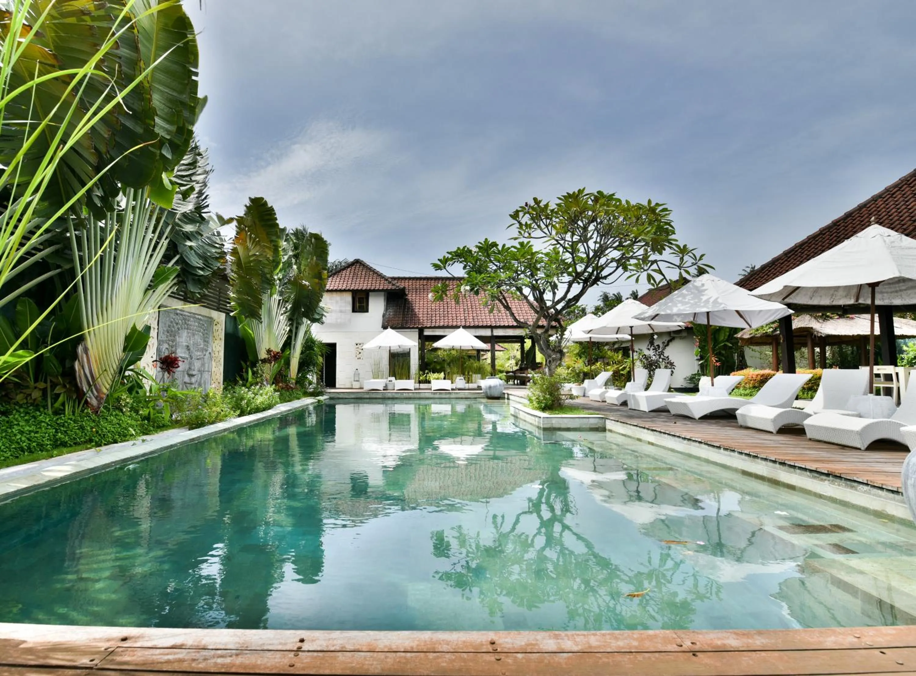 Swimming pool in Katala Suites and Villas