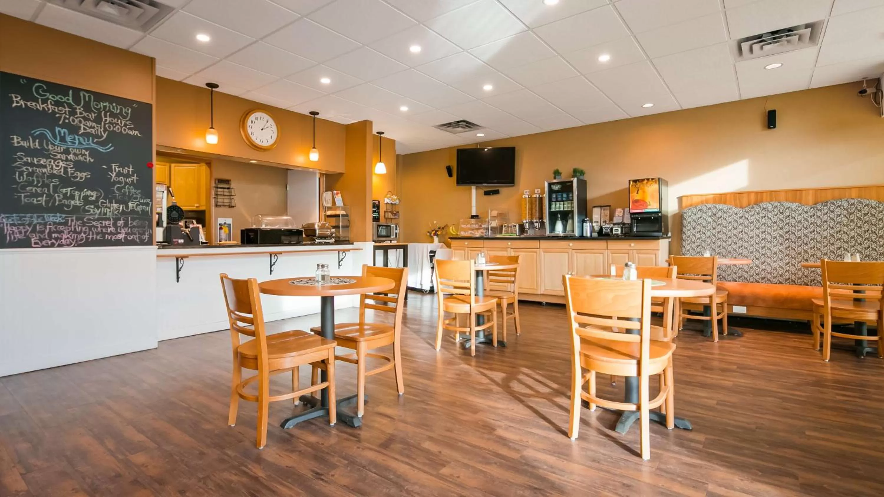 Breakfast in Best Western PLUS Mission City Lodge