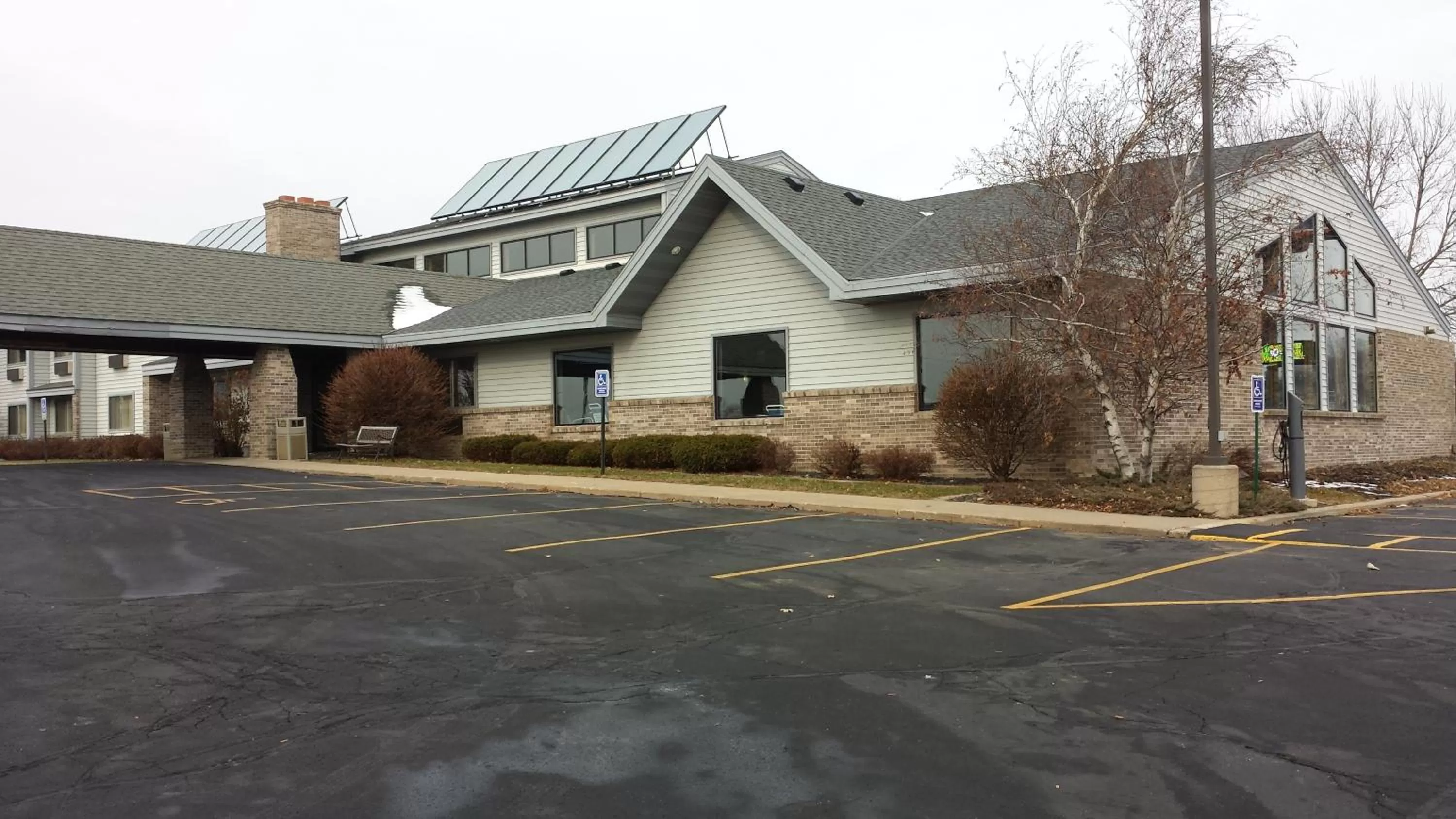 Parking in AmericInn by Wyndham Monroe