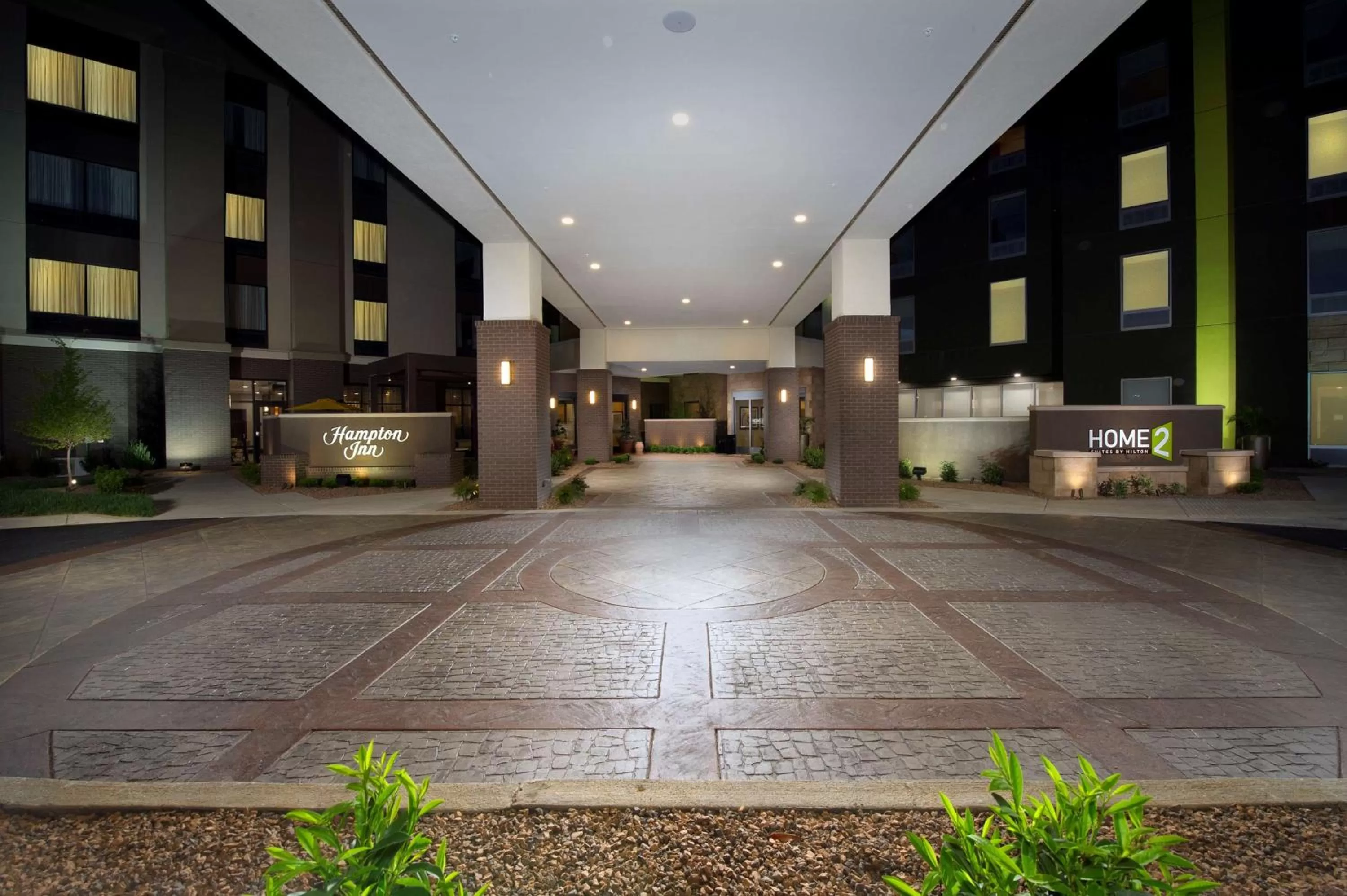 Property building in Hampton Inn Louisville East Hurstbourne