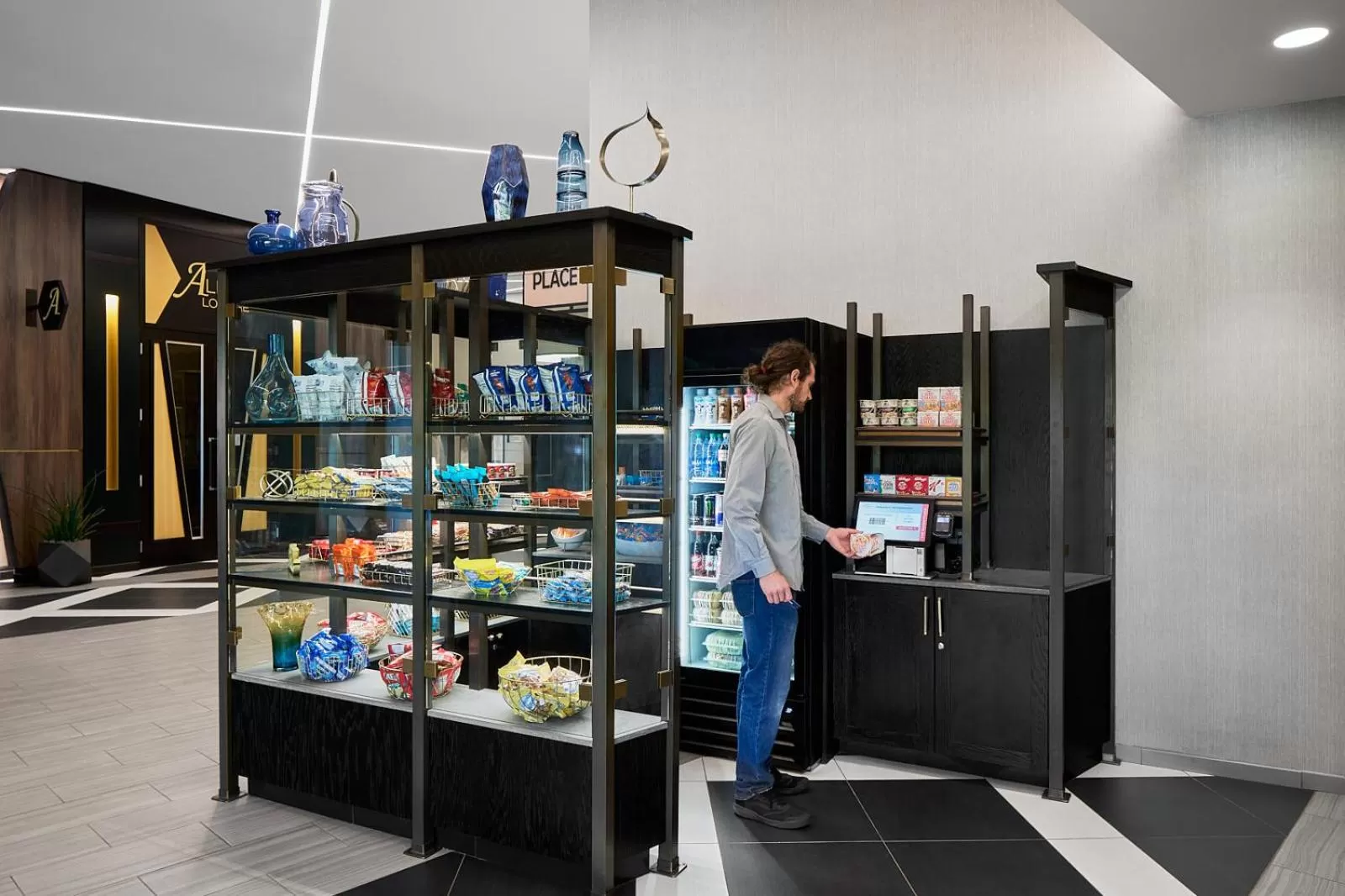 Restaurant/places to eat in Crowne Plaza Providence-Warwick (Airport) by IHG