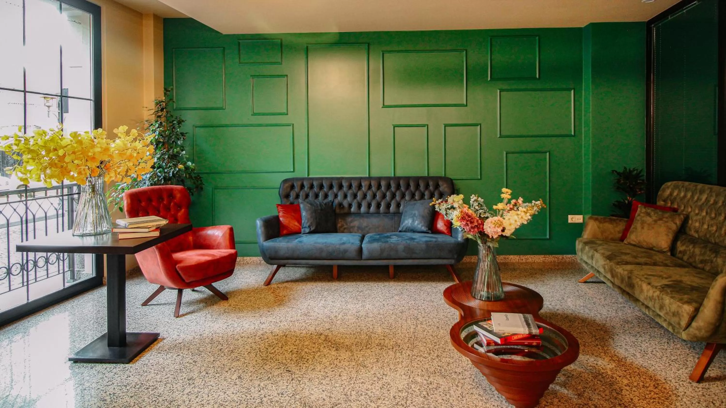 Lobby or reception in Hotel BLOOM Batumi