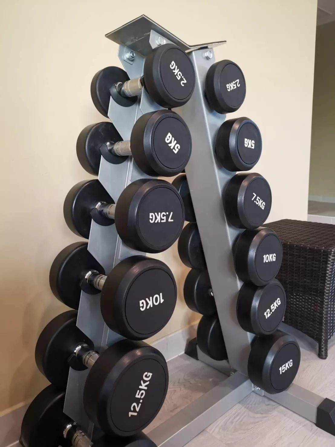 Fitness centre/facilities in S Bangkok Hotel, Navamin