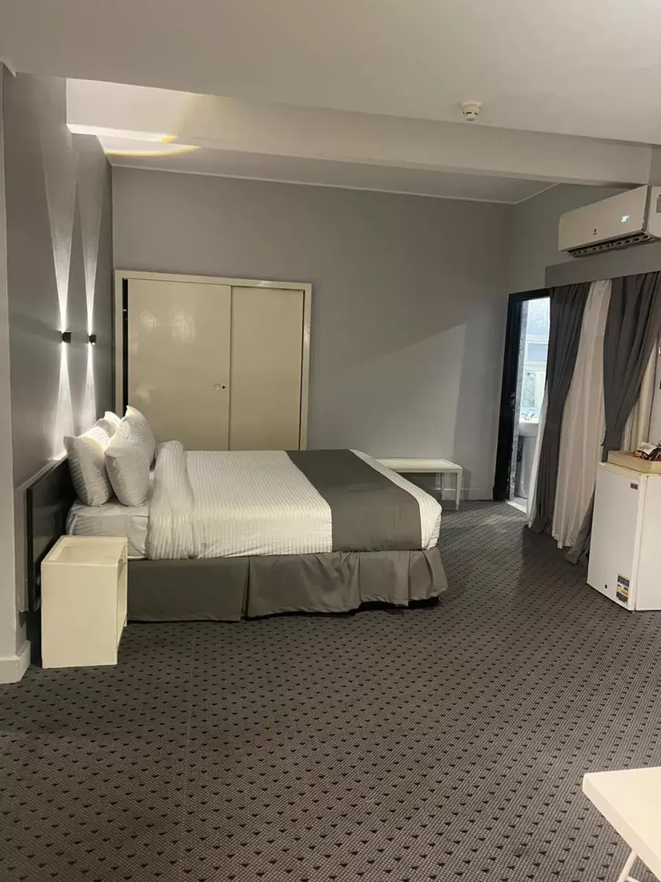 Deluxe Double Room (2 Adults + 1 Child) - single occupancy in Atlas International Hotels Deluxe Double Room (2 Adults + 1 Child) - single occupancy in Atlas International Hotels