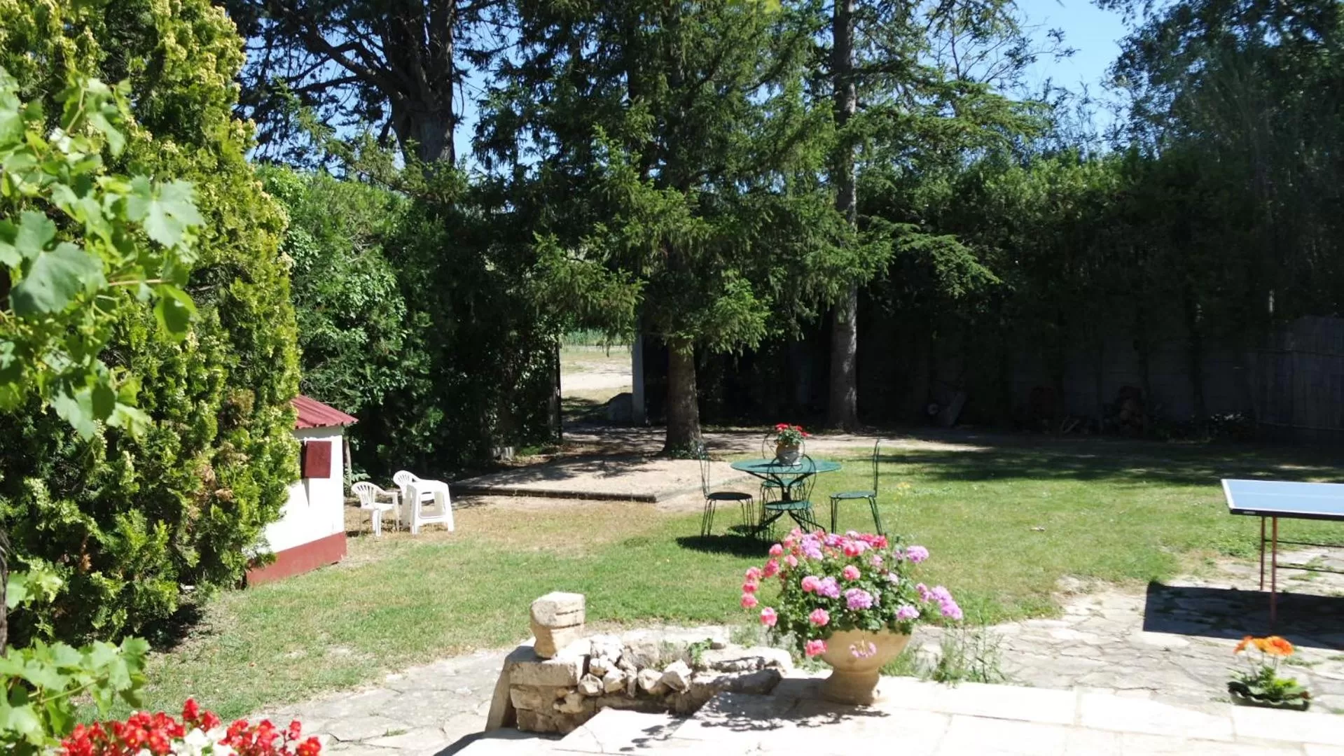 Garden in Mas Grimaud - Gîte- Studio et chambres d'hôtes familiales