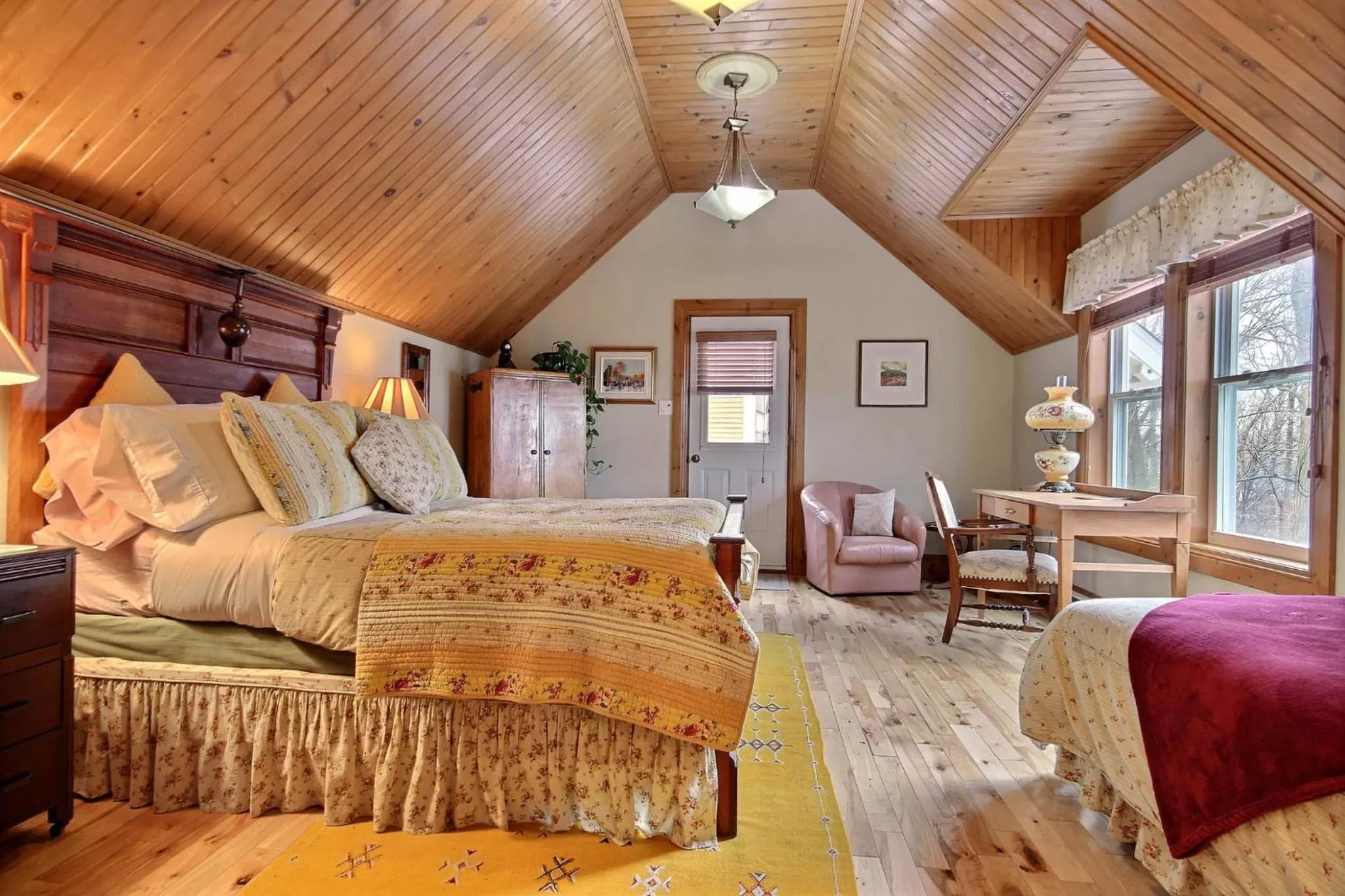 Photo of the whole room, Seating Area in À L'Ancestrale B&B