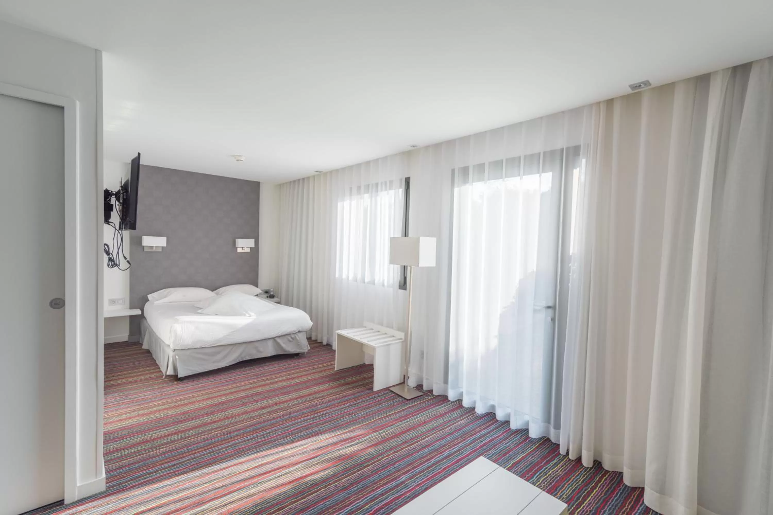 Junior Suite in Logis Hôtel Domaine du Moulin Cavier - Restaurants & Spa