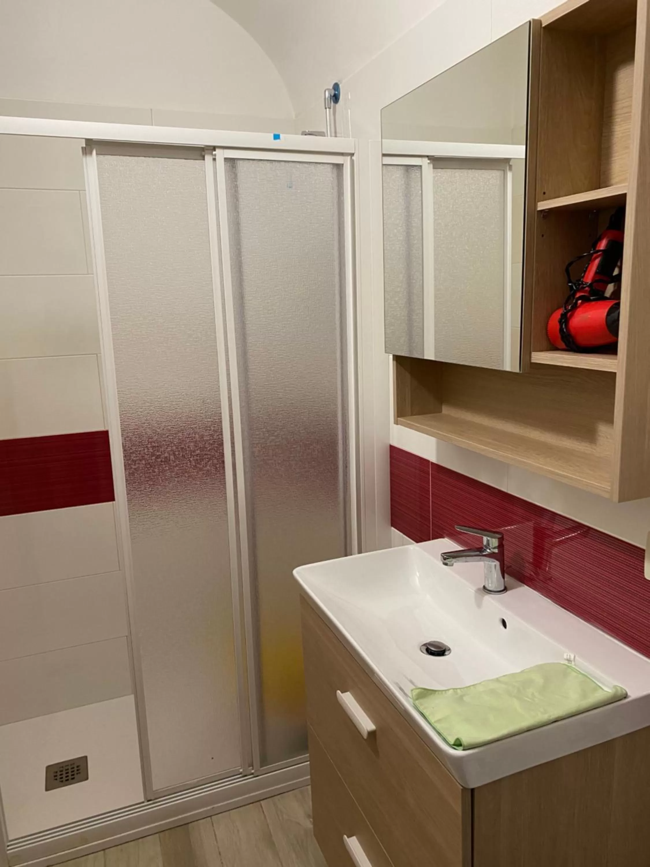 Shower, Bathroom in Casa Felicia