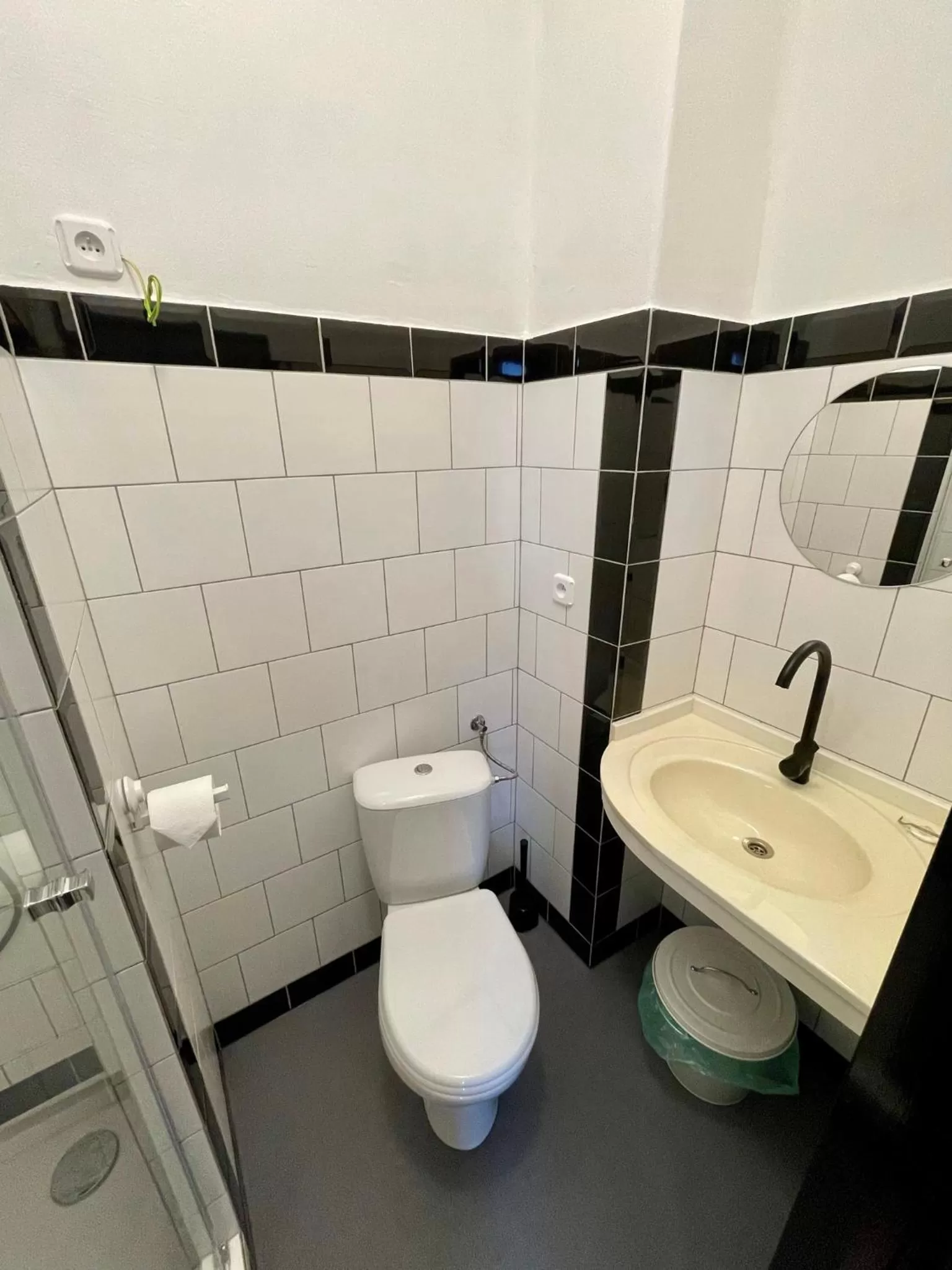 HARABURDI® Recyclart Hotel