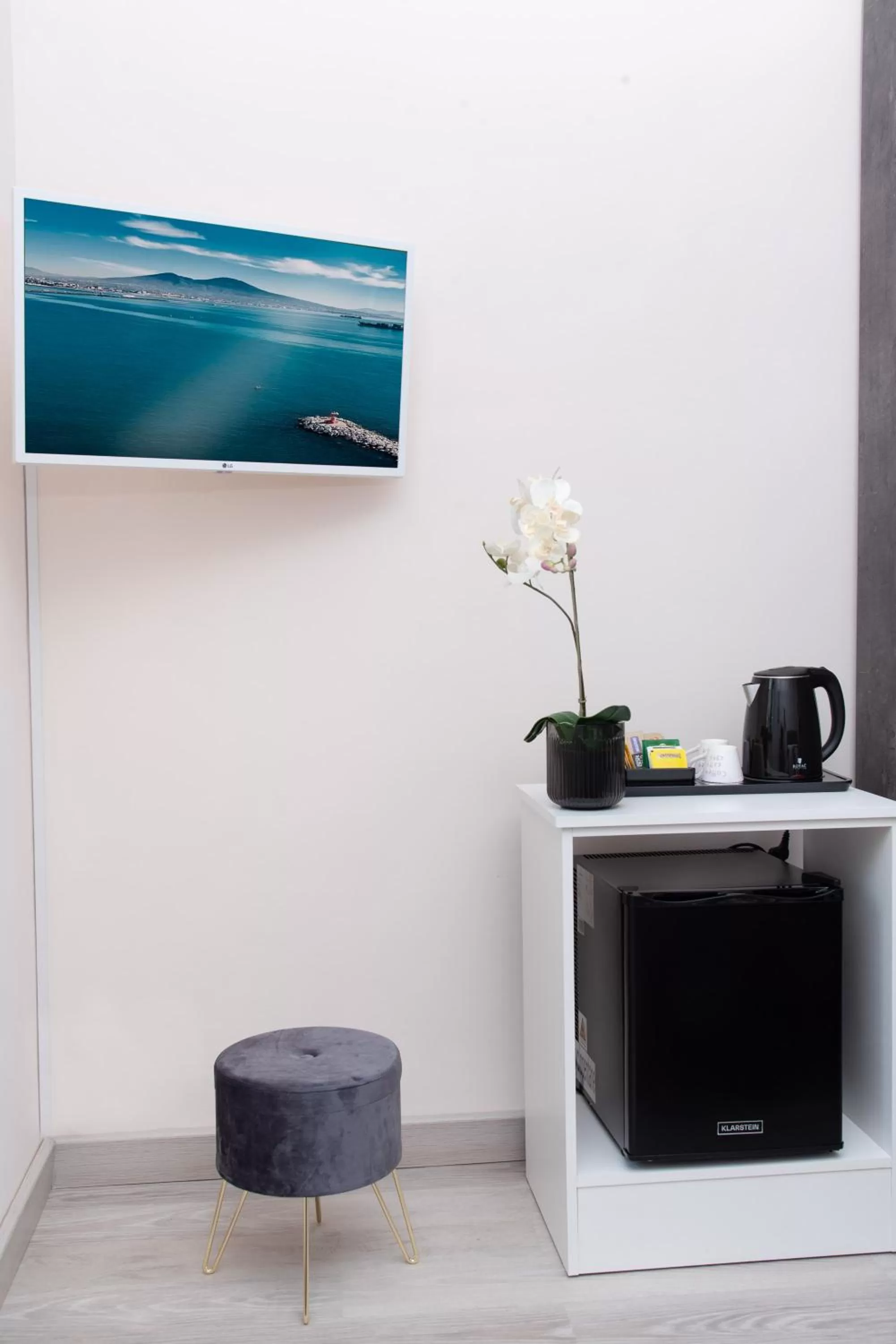 TV and multimedia in Stanza Tasso - De Vivo Realty Sorrento