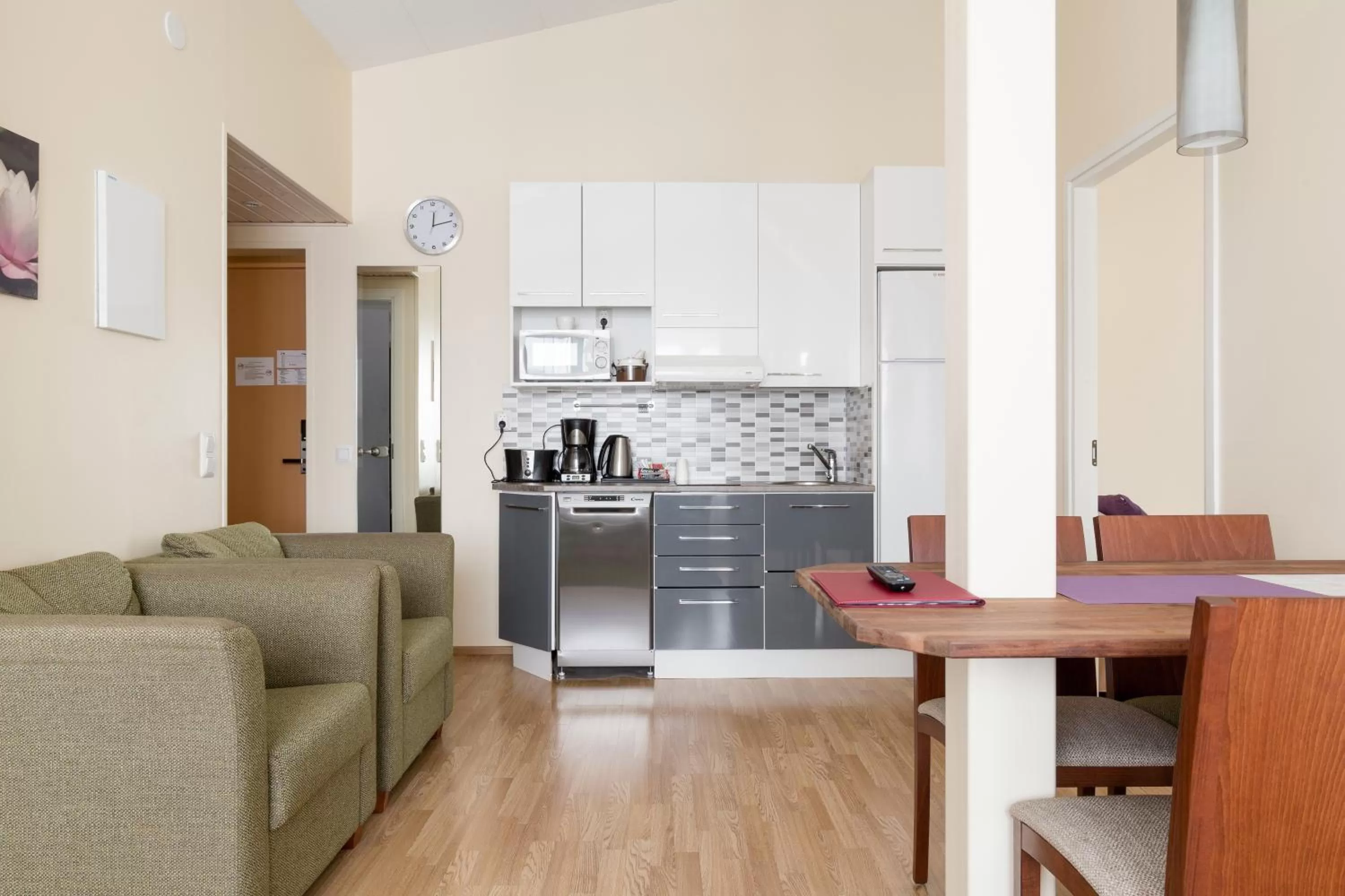 Photo of the whole room in Samantta Hotel & Restaurant