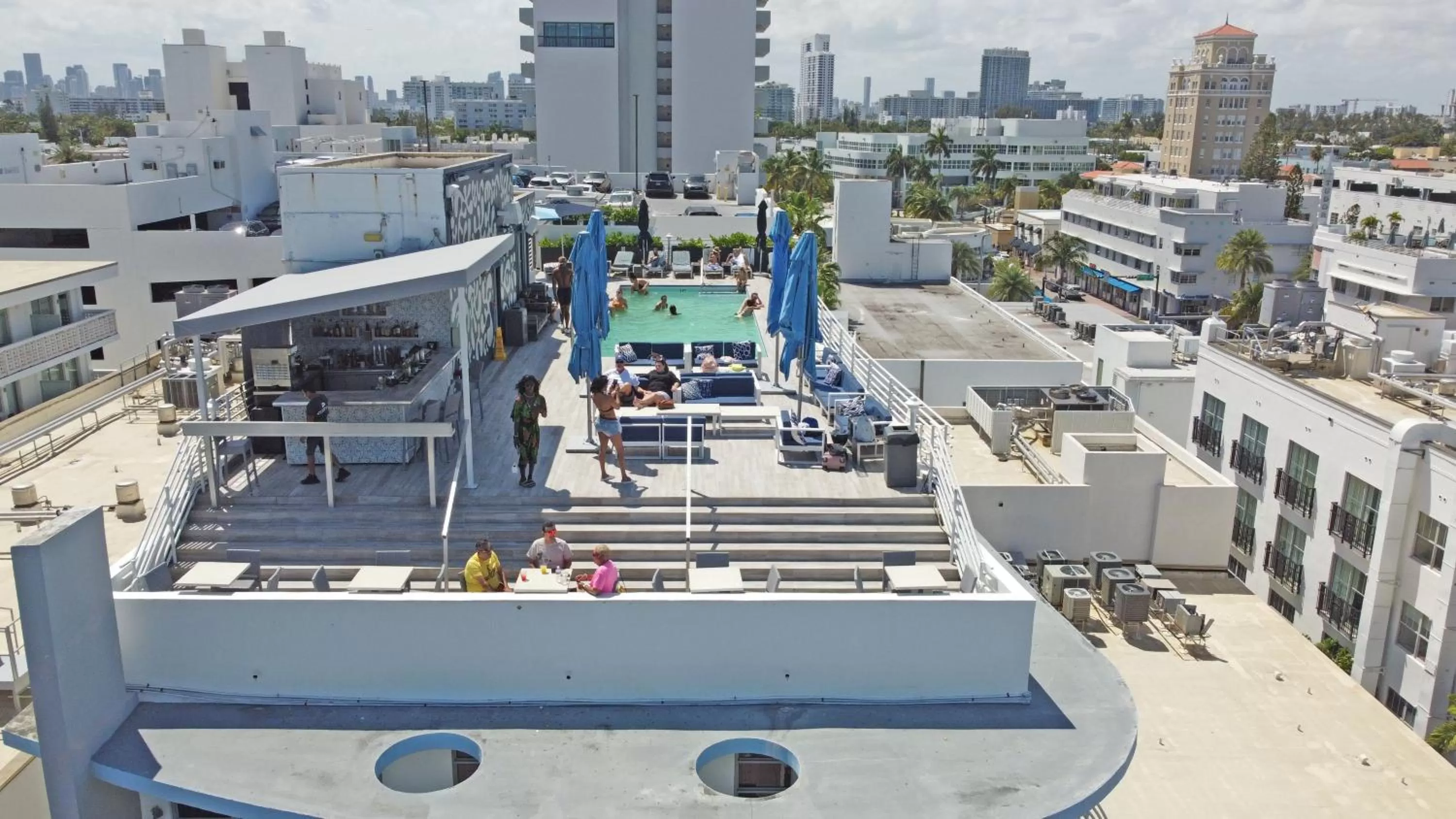 Property building in Deluxe apartments at the Congress