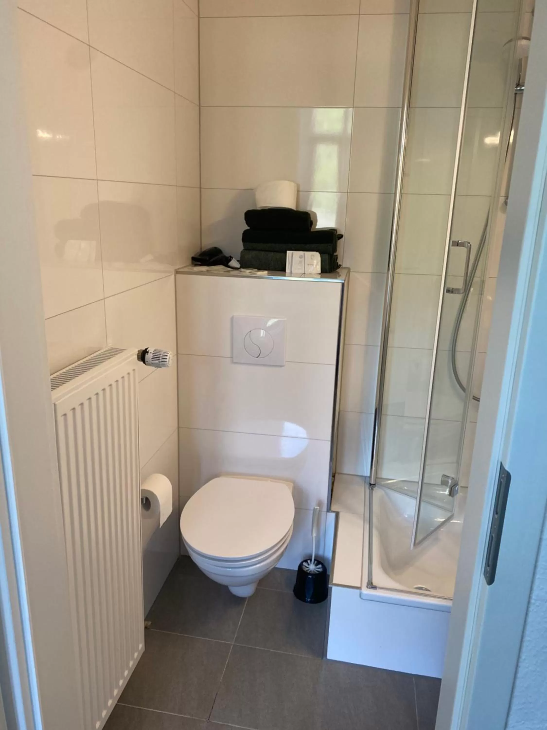 Bathroom in Pension Zur Fähre