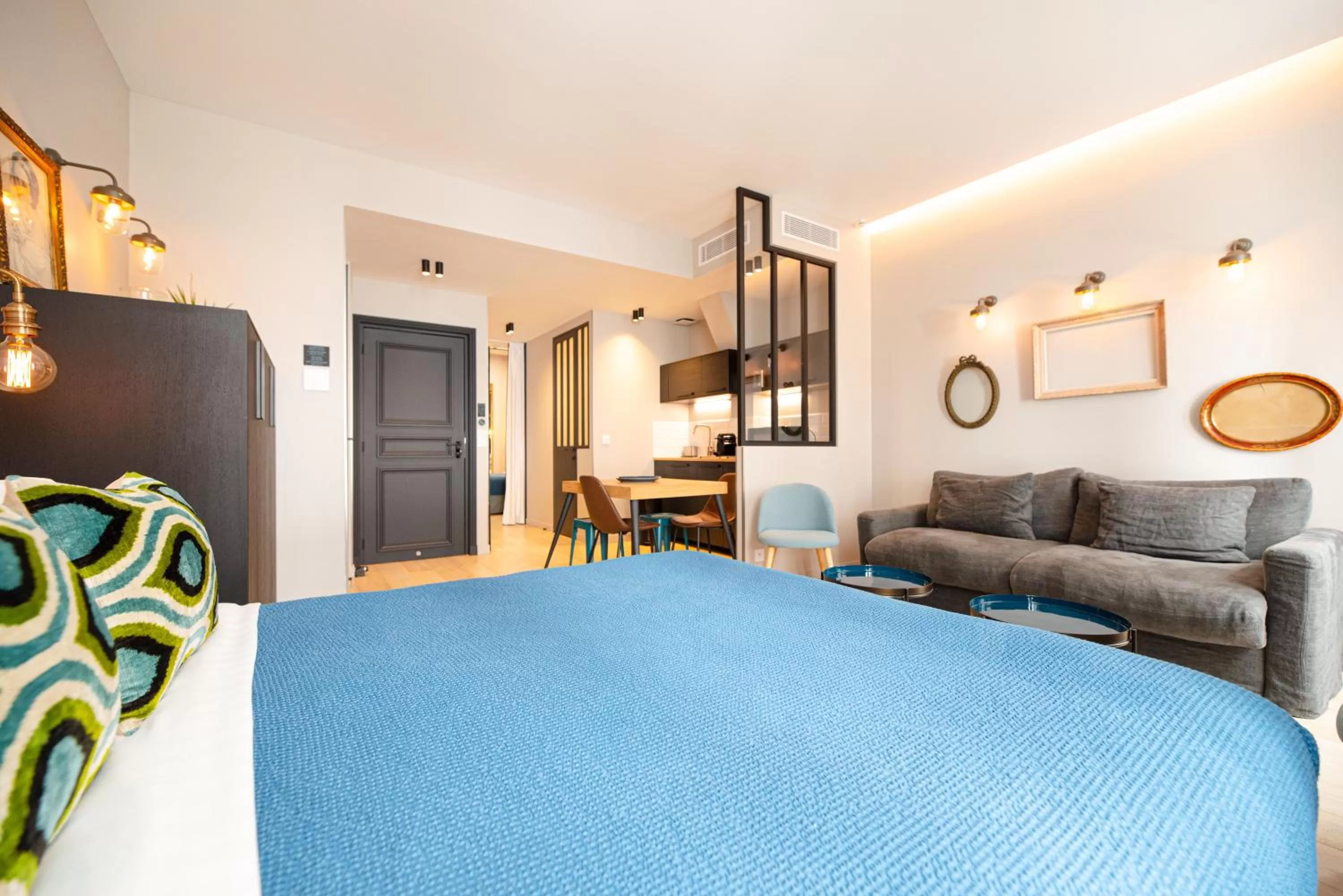 Bed in Résidence du Louvre