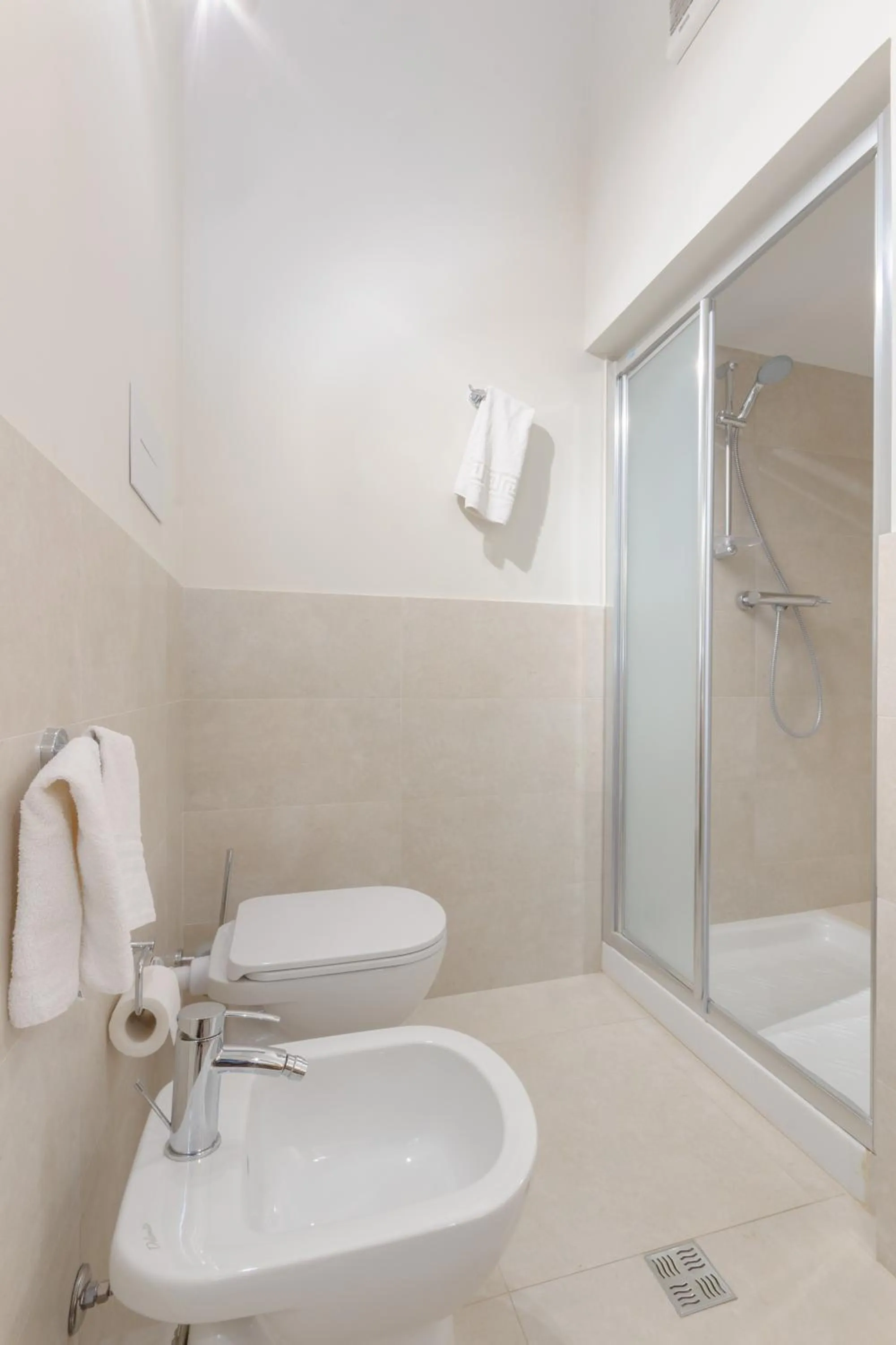 Bathroom in Hotel Moderno