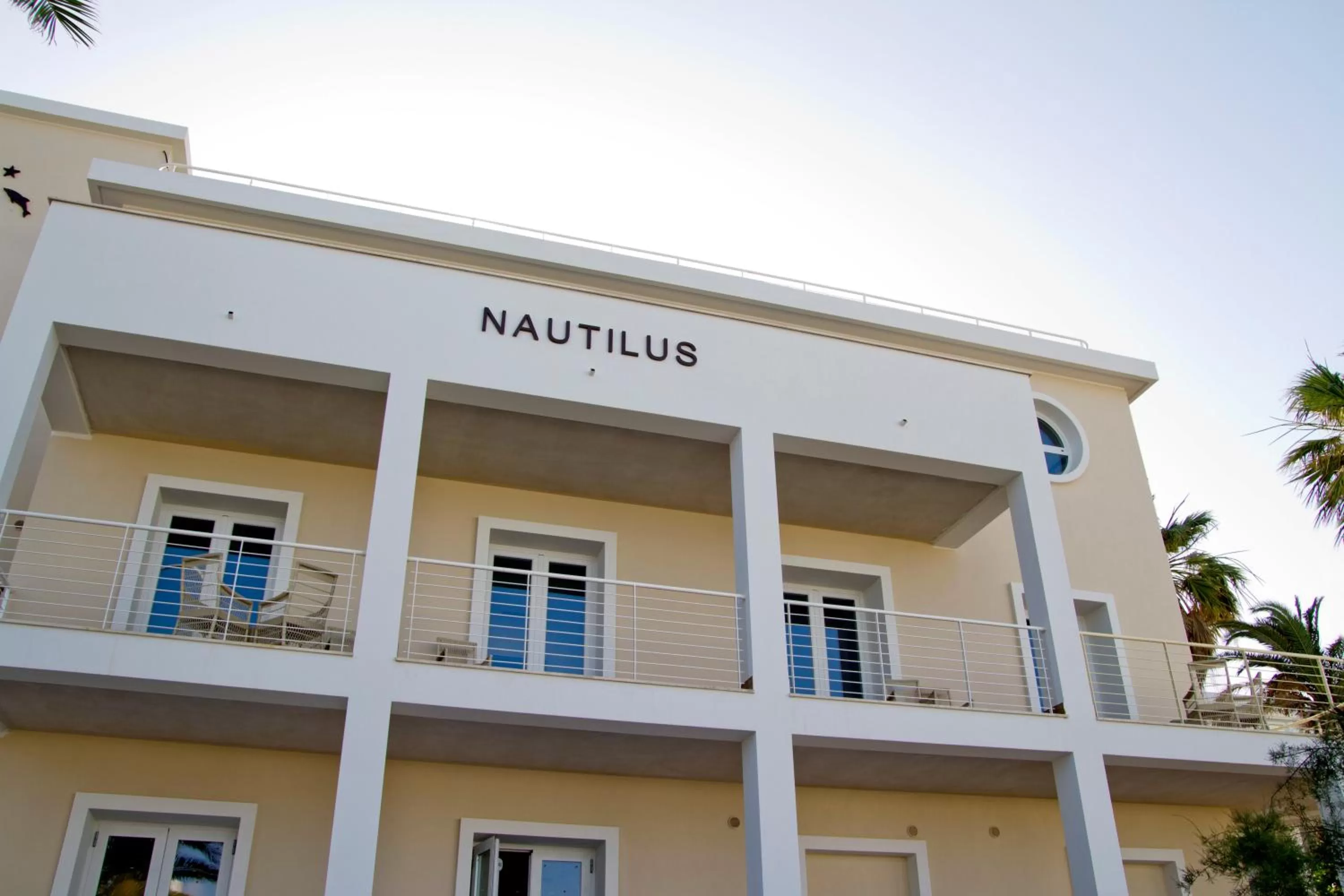 Facade/entrance in Hotel Nautilus