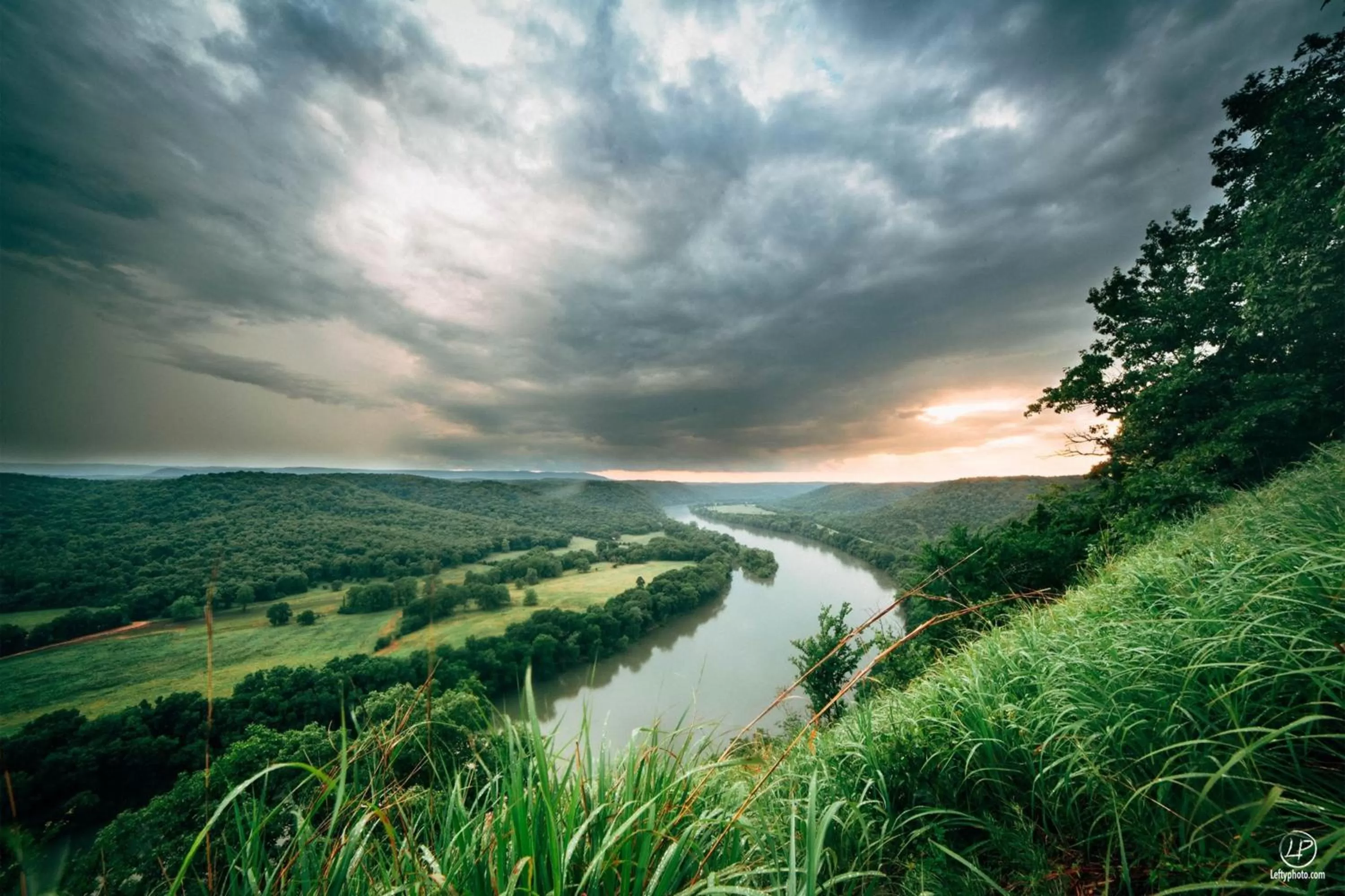 Area and facilities in Holiday Inn Express & Suites Batesville by IHG